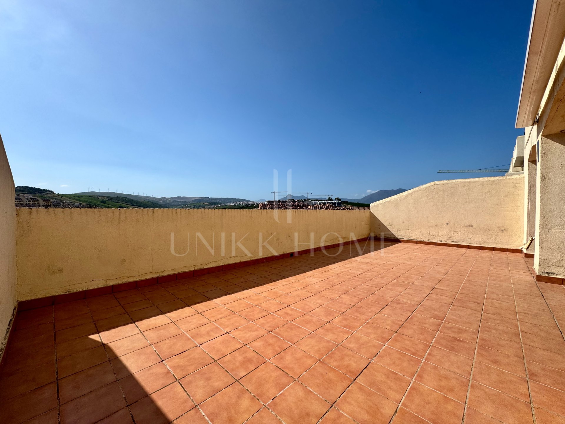 Luminoso dúplex con amplias terrazas y vistas panorámicas, La Duquesa