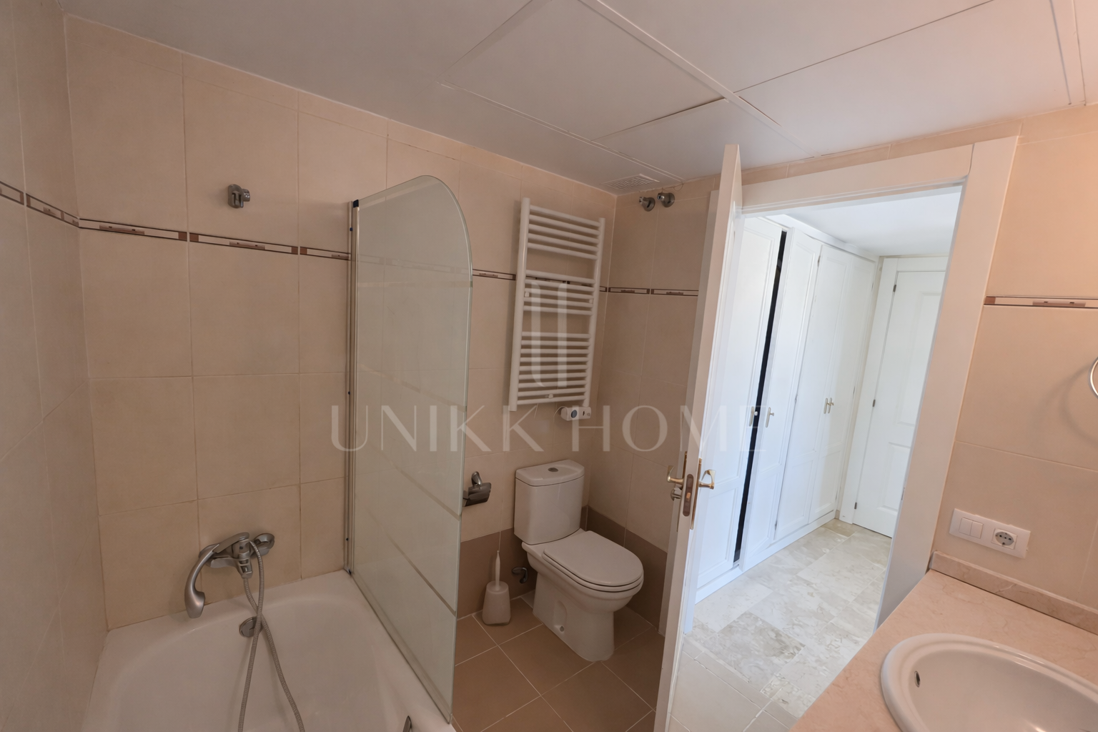 Bright duplex with large terraces and panoramic views, La Duquesa