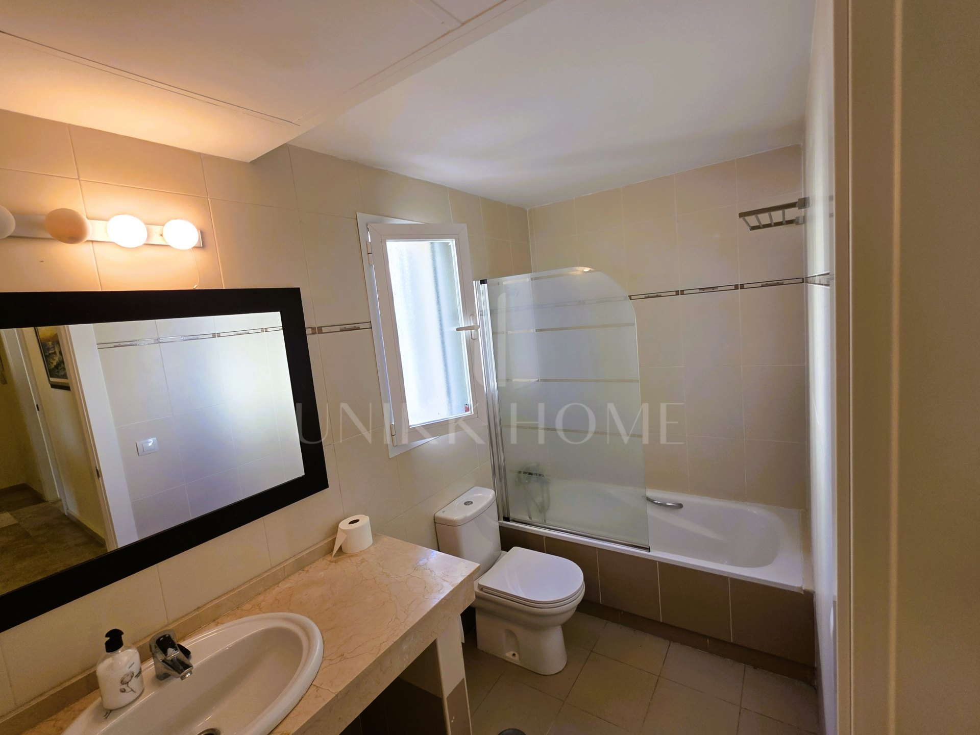 Bright duplex with large terraces and panoramic views, La Duquesa