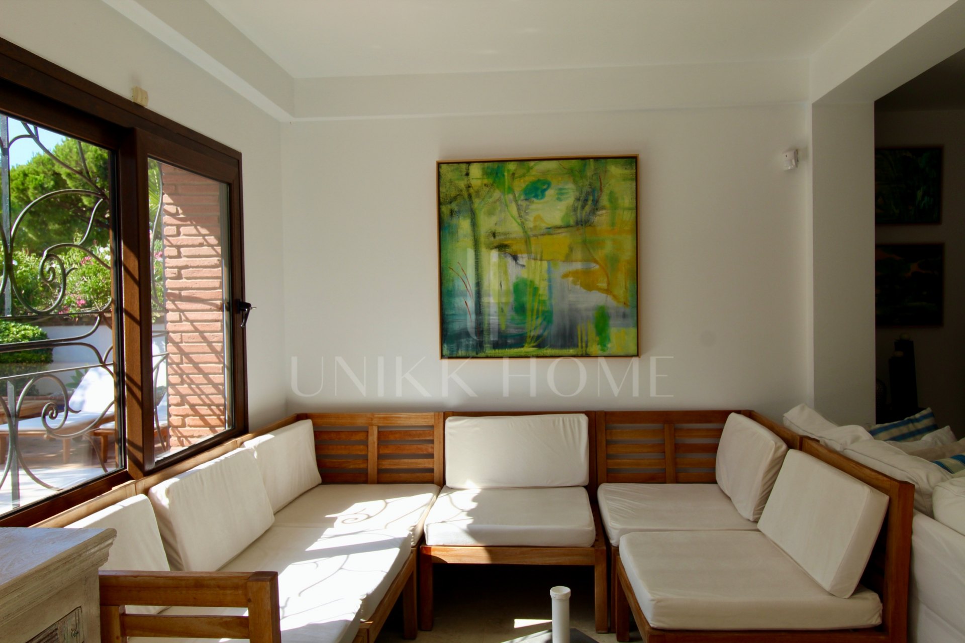 Beachside Mediterranean Villa for Sale in El Presidente, Marbella – Investment Opportunity