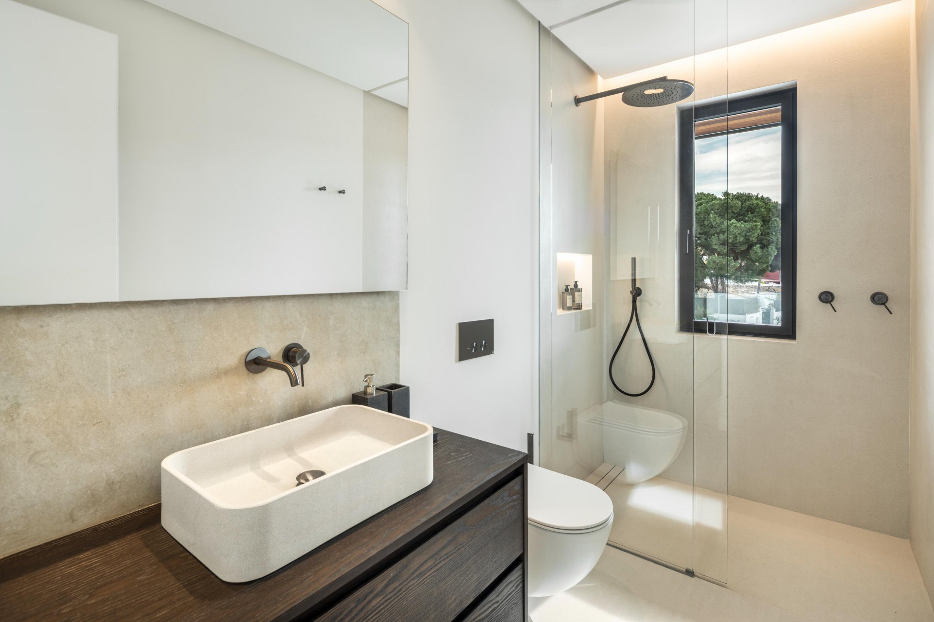 Contemporary luxury villa with exquisite finishes close to the sea in Cortijo Blanco Nueva Andalucia