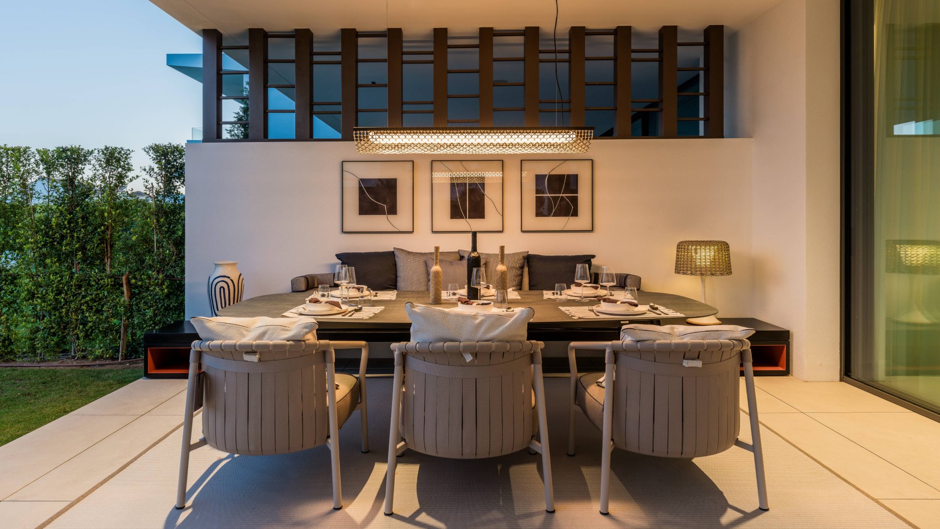 Exceptional property on the exclusive Golden Mile