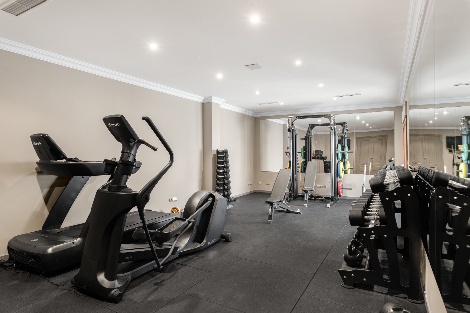 Exquisite luxury villa with panoramic views in El Herrojo Alto, La Quinta, Benahavís