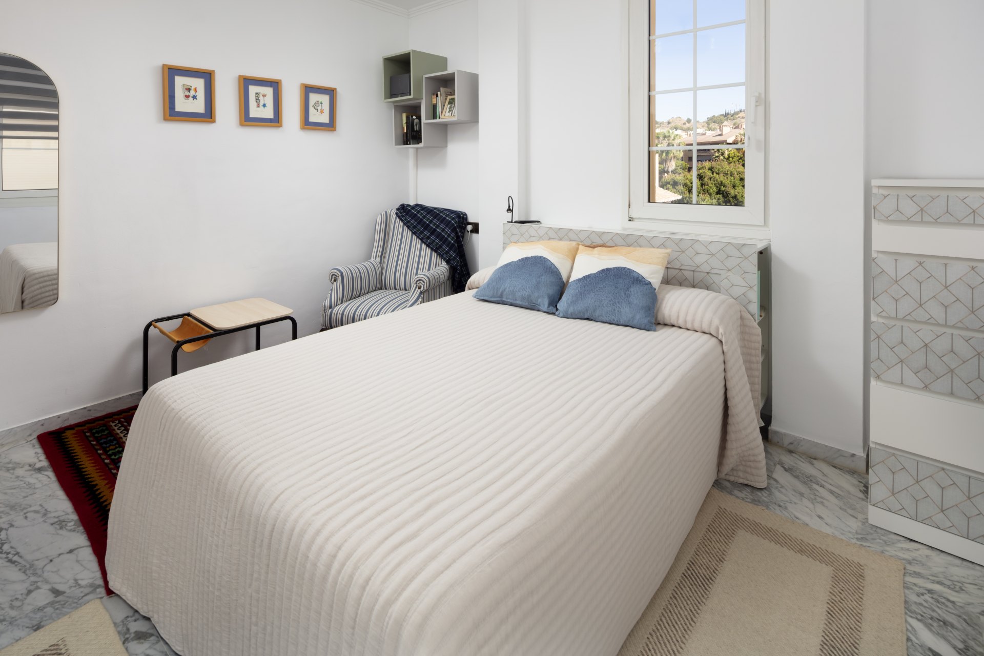 Charming semi-detached house in bajo Limonar