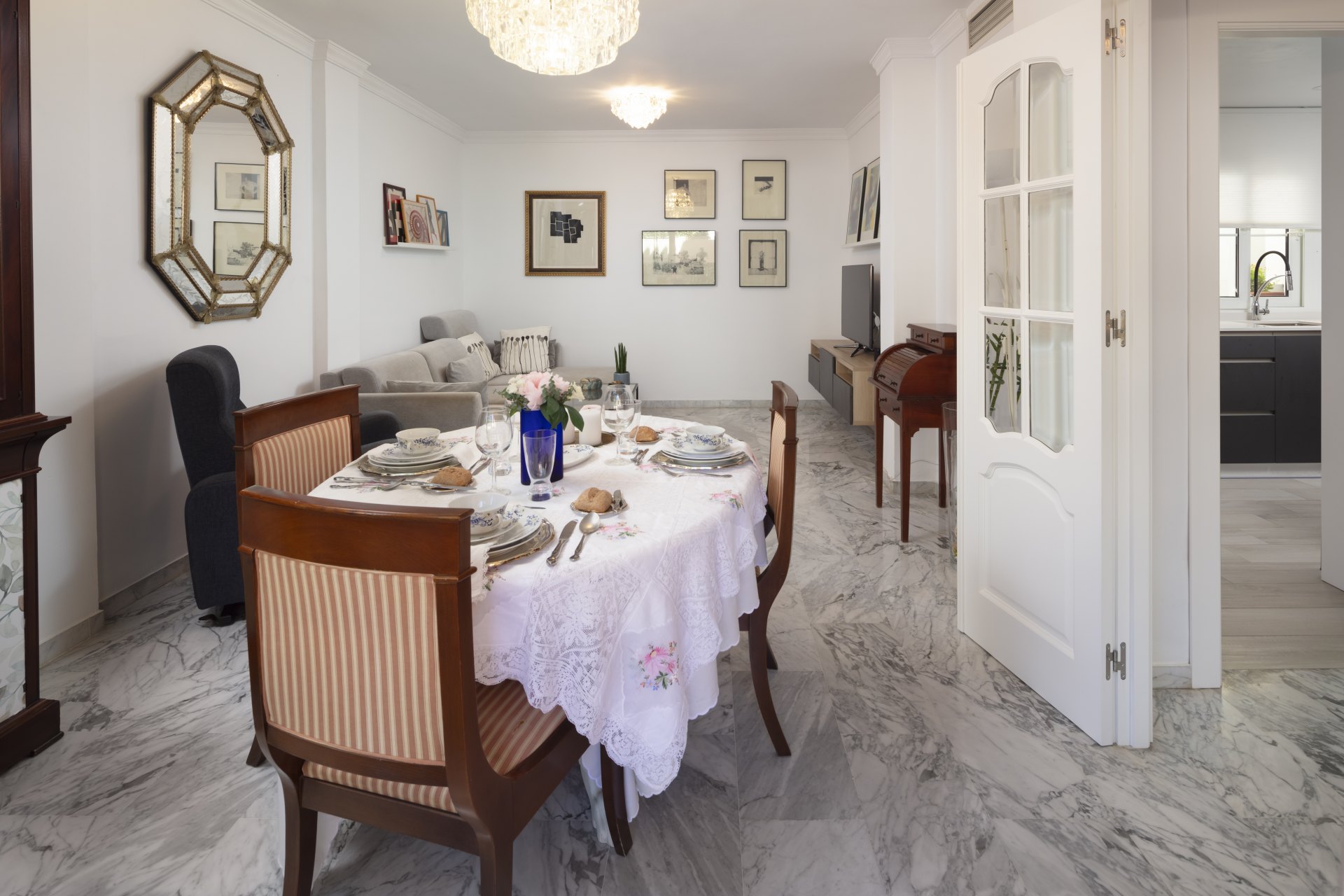 Charming semi-detached house in bajo Limonar