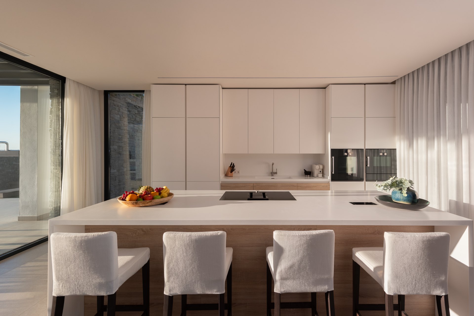 Imponente villa con increíbles vistas panorámicas en pleno corazón del valle de golf en Aloha, Nueva Andalucía