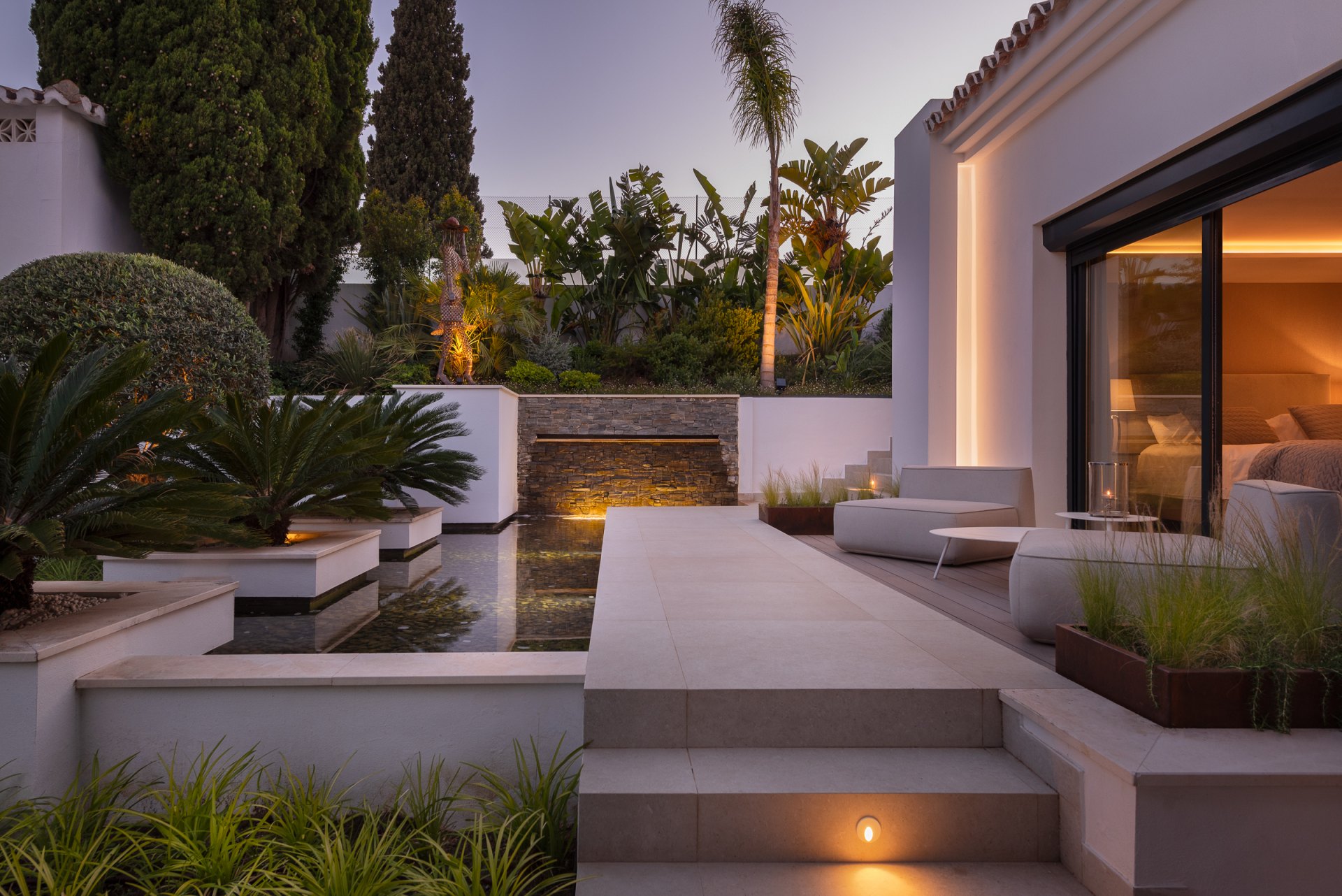 Imponente villa con increíbles vistas panorámicas en pleno corazón del valle de golf en Aloha, Nueva Andalucía