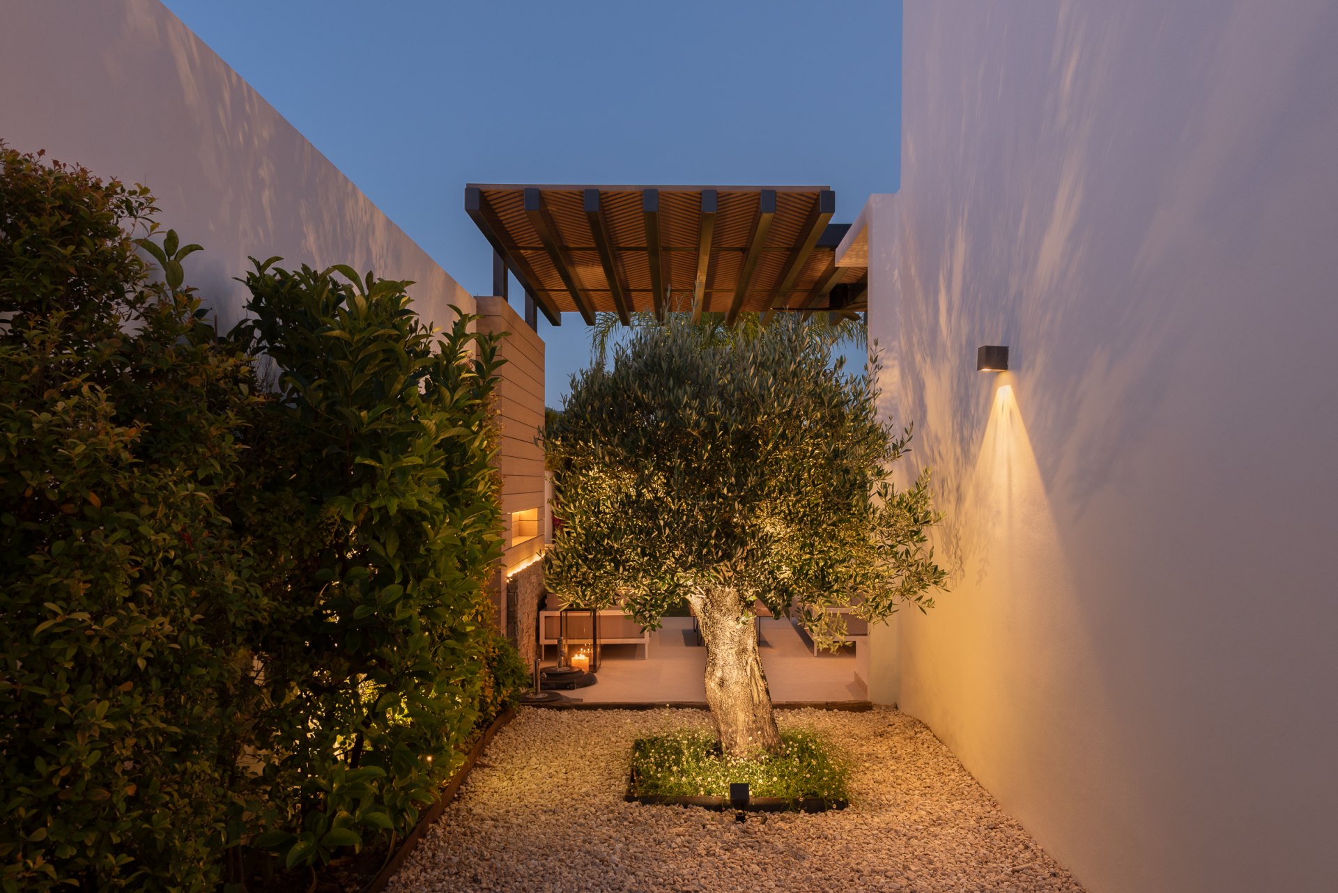 Imponente villa con increíbles vistas panorámicas en pleno corazón del valle de golf en Aloha, Nueva Andalucía