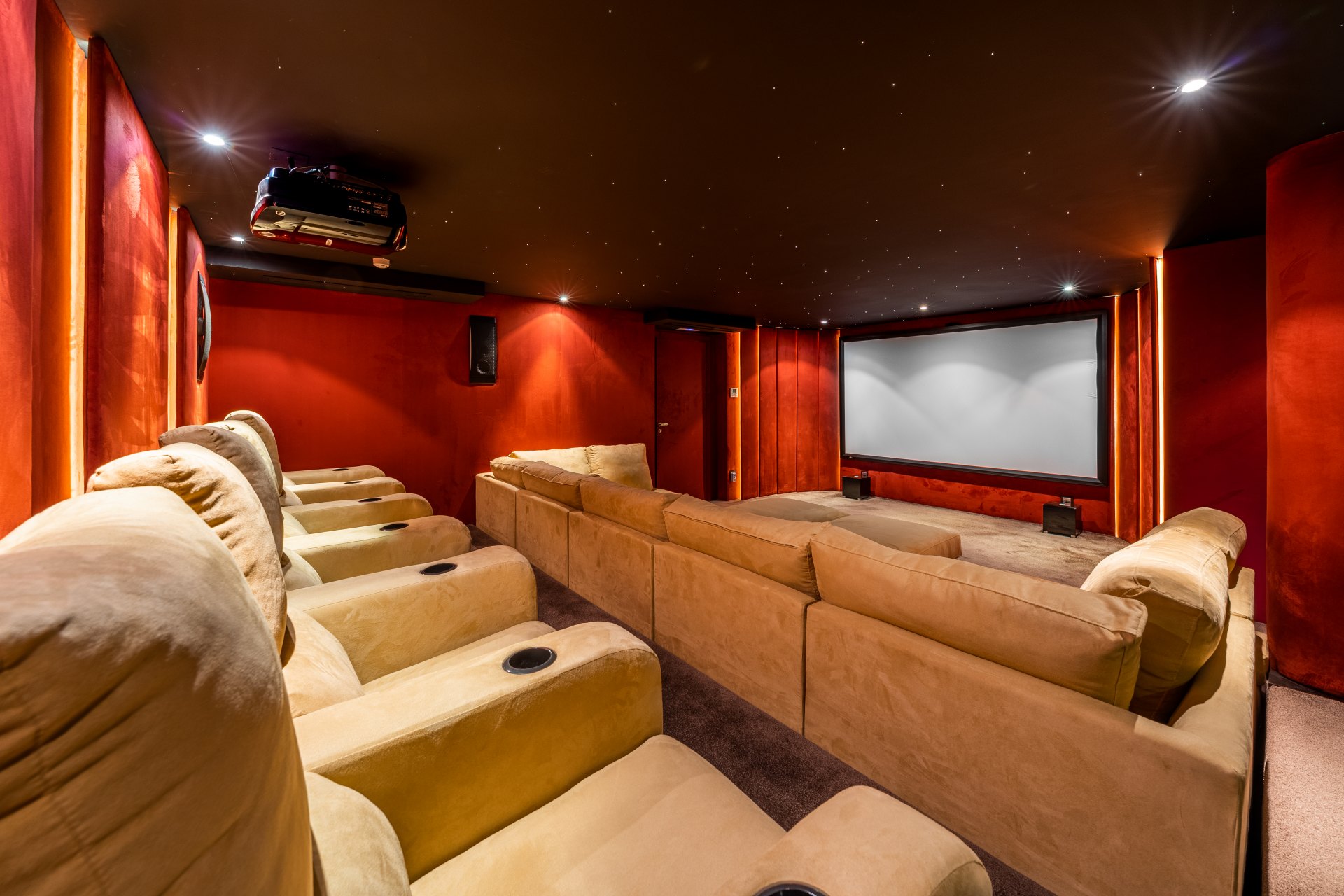 Preciosa villa en Marbella Este con vistas panorámicas