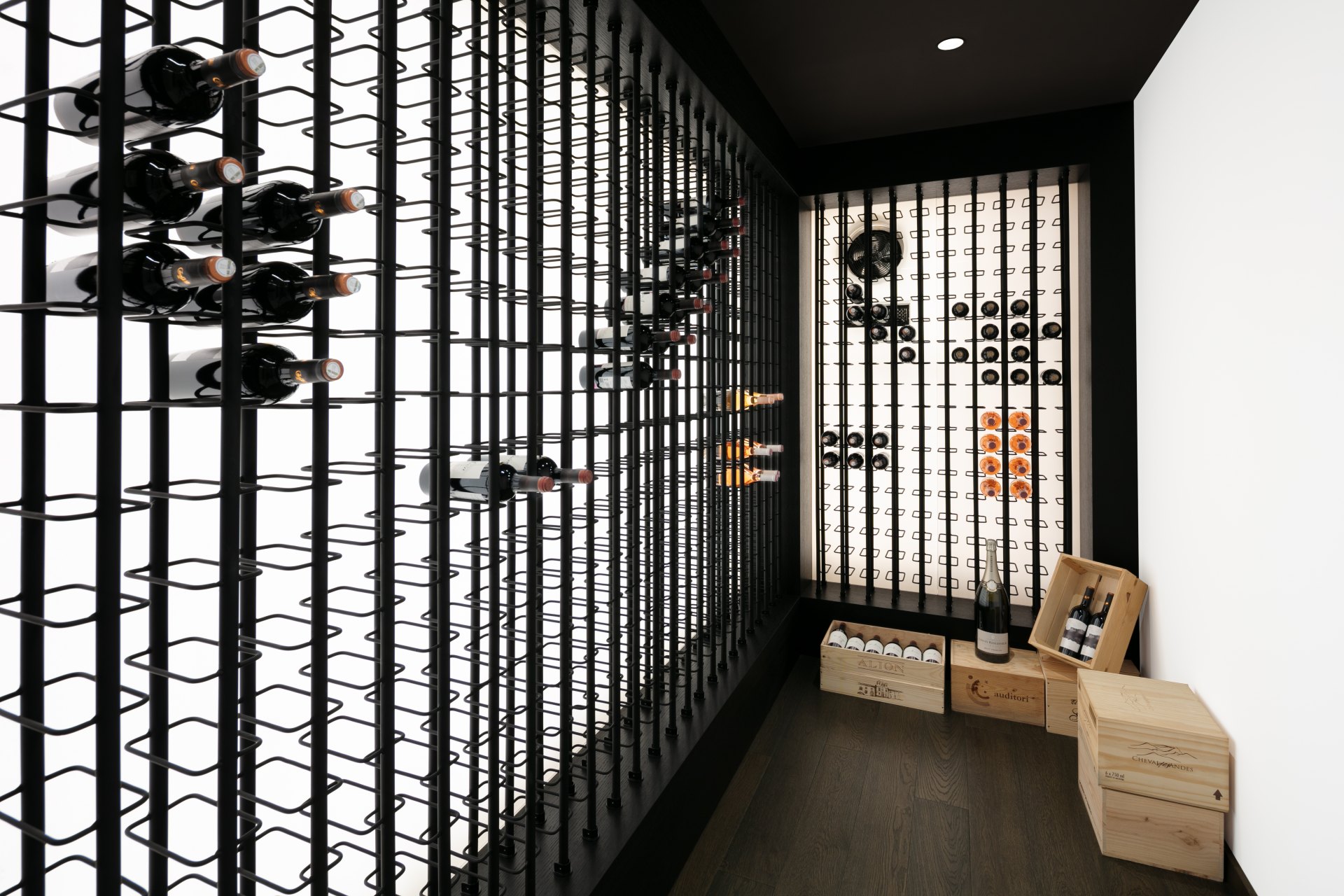 Villa with sea views and beautiful greenery in El Madroñal