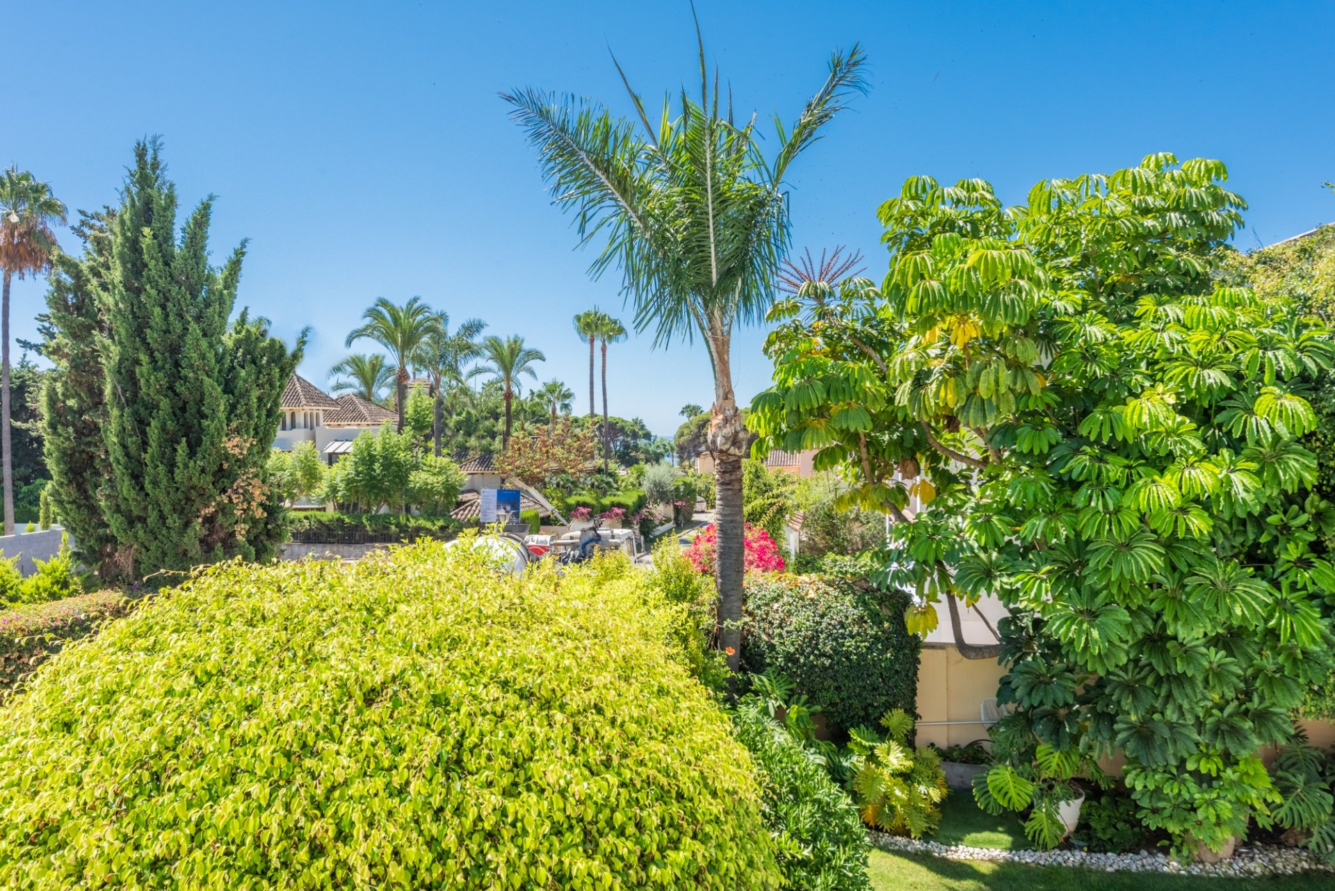 Timeless Villa on Golden Mile Beachside