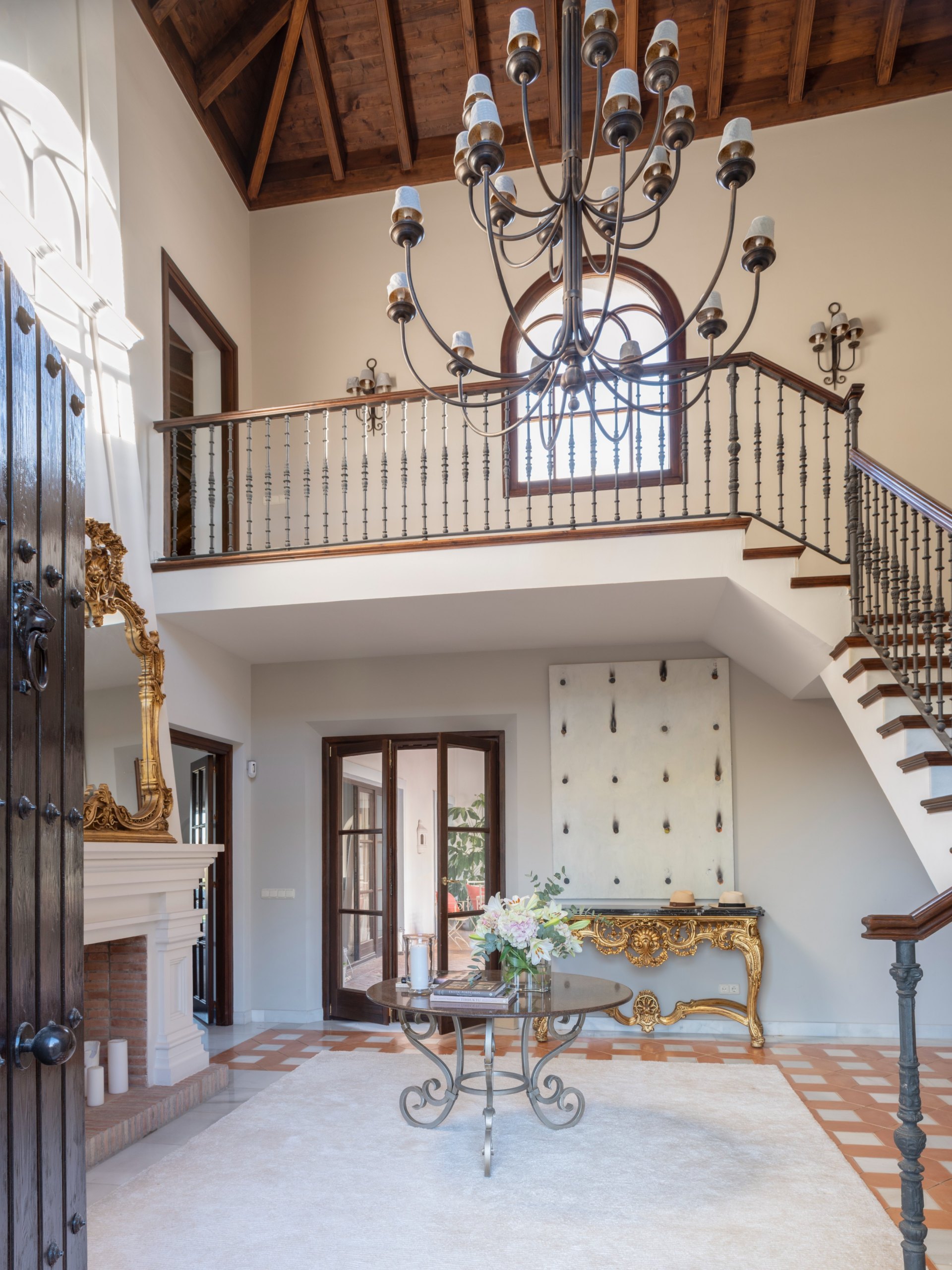 Wonderful luxury villa in the countryside with Andalusian flair