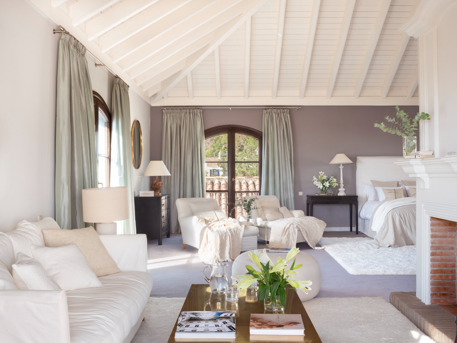 Wonderful luxury villa in the countryside with Andalusian flair