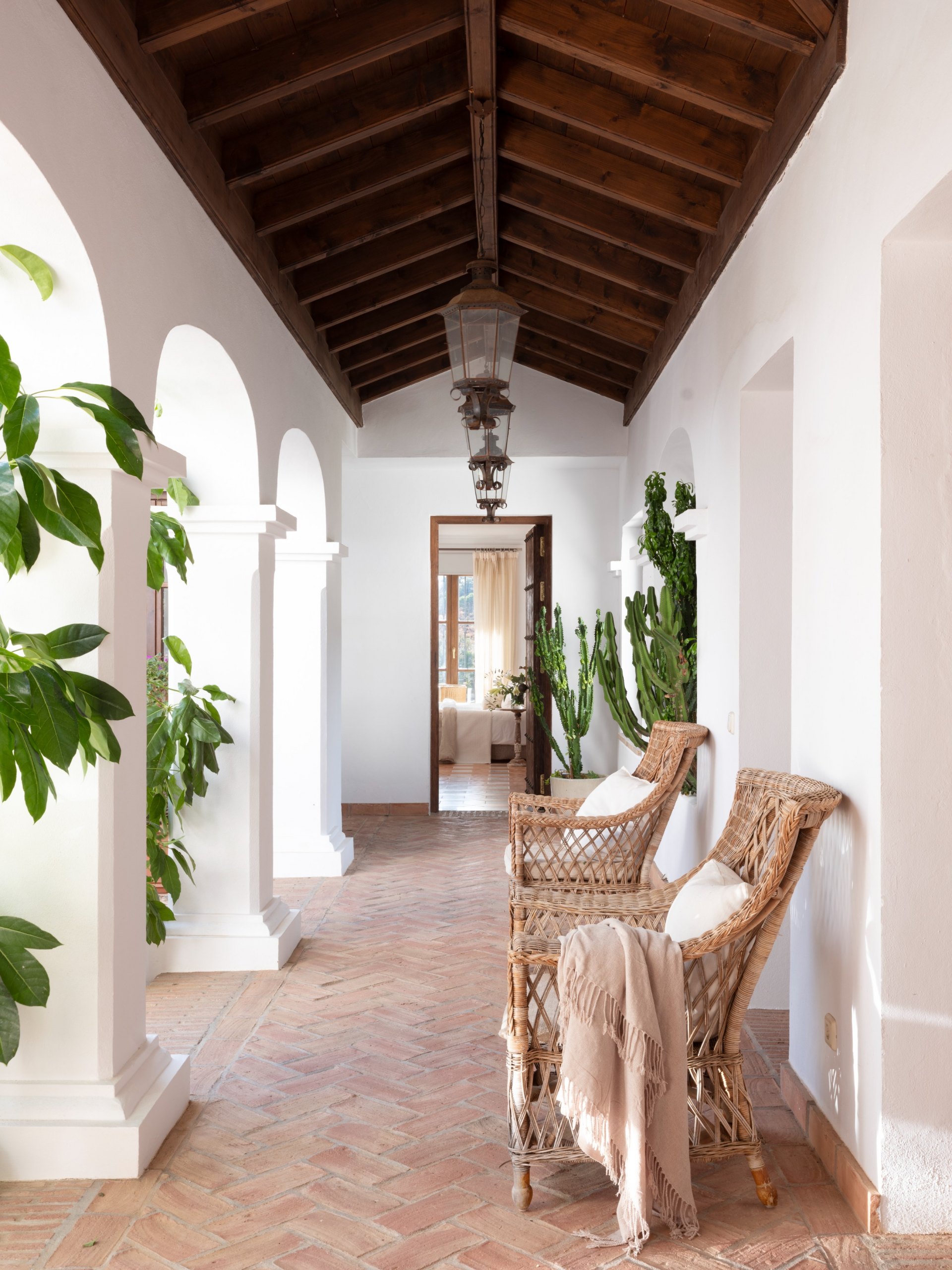 Wonderful luxury villa in the countryside with Andalusian flair