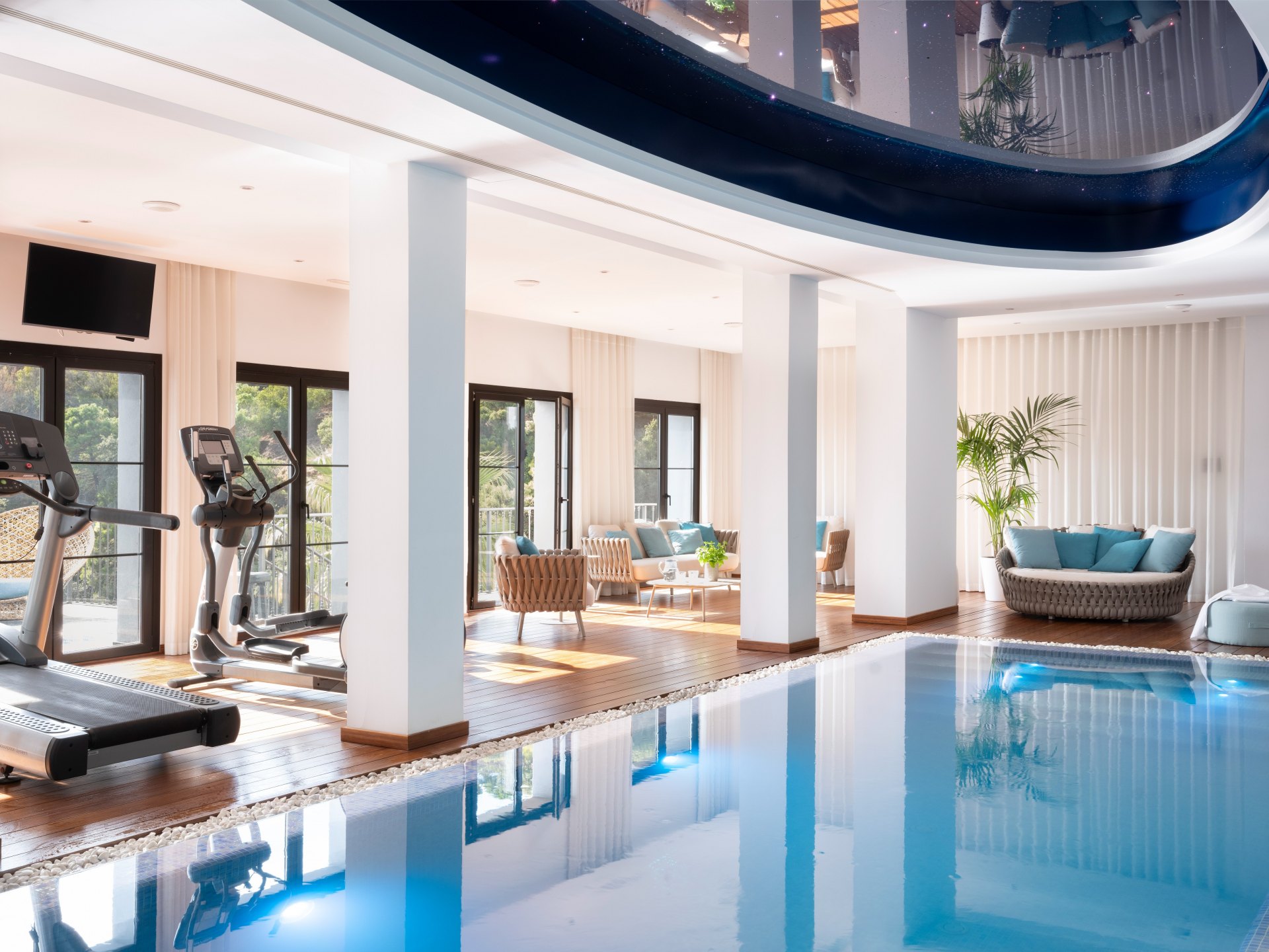 Wonderful luxury villa in the countryside with Andalusian flair