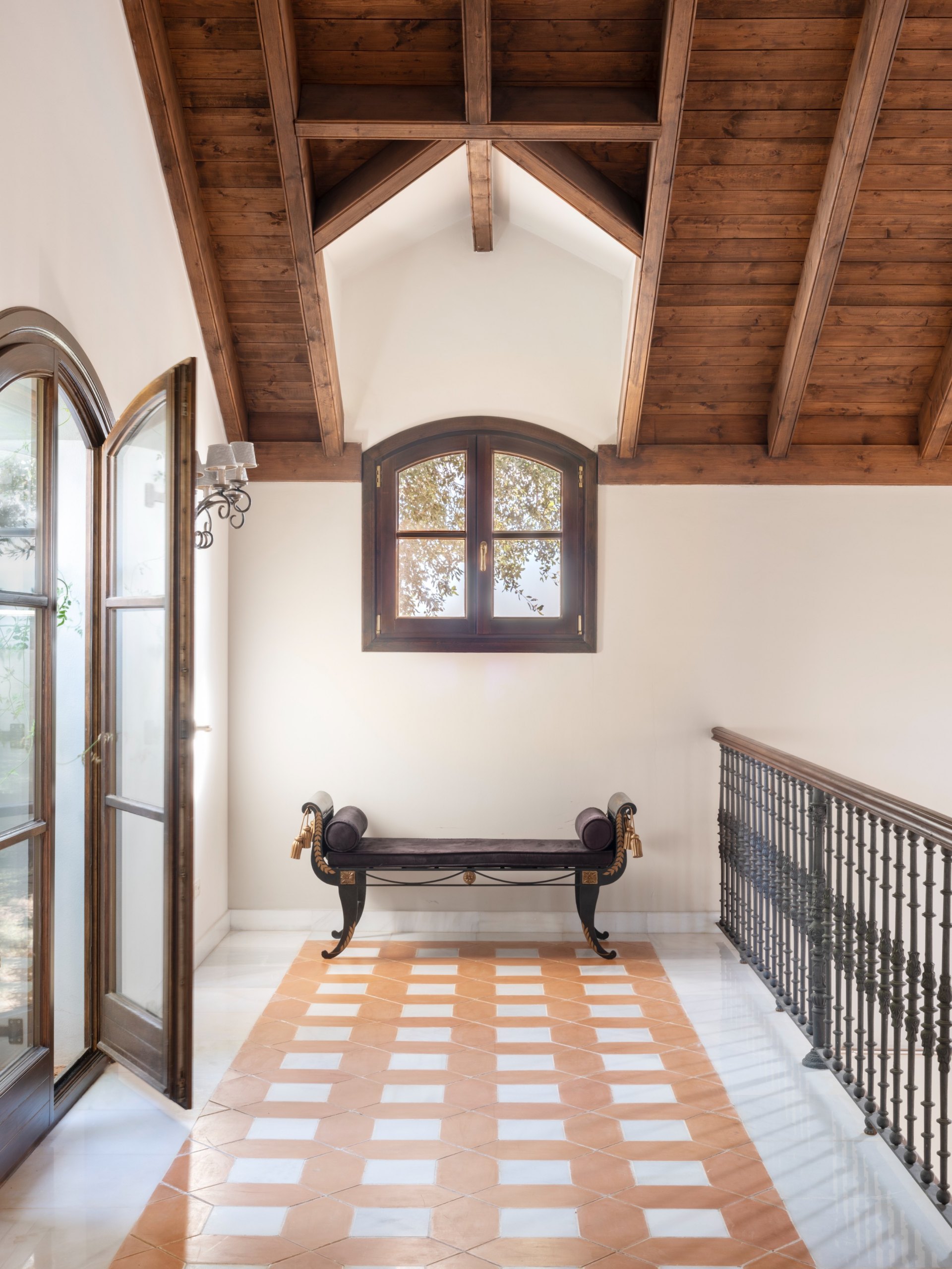 Wonderful luxury villa in the countryside with Andalusian flair