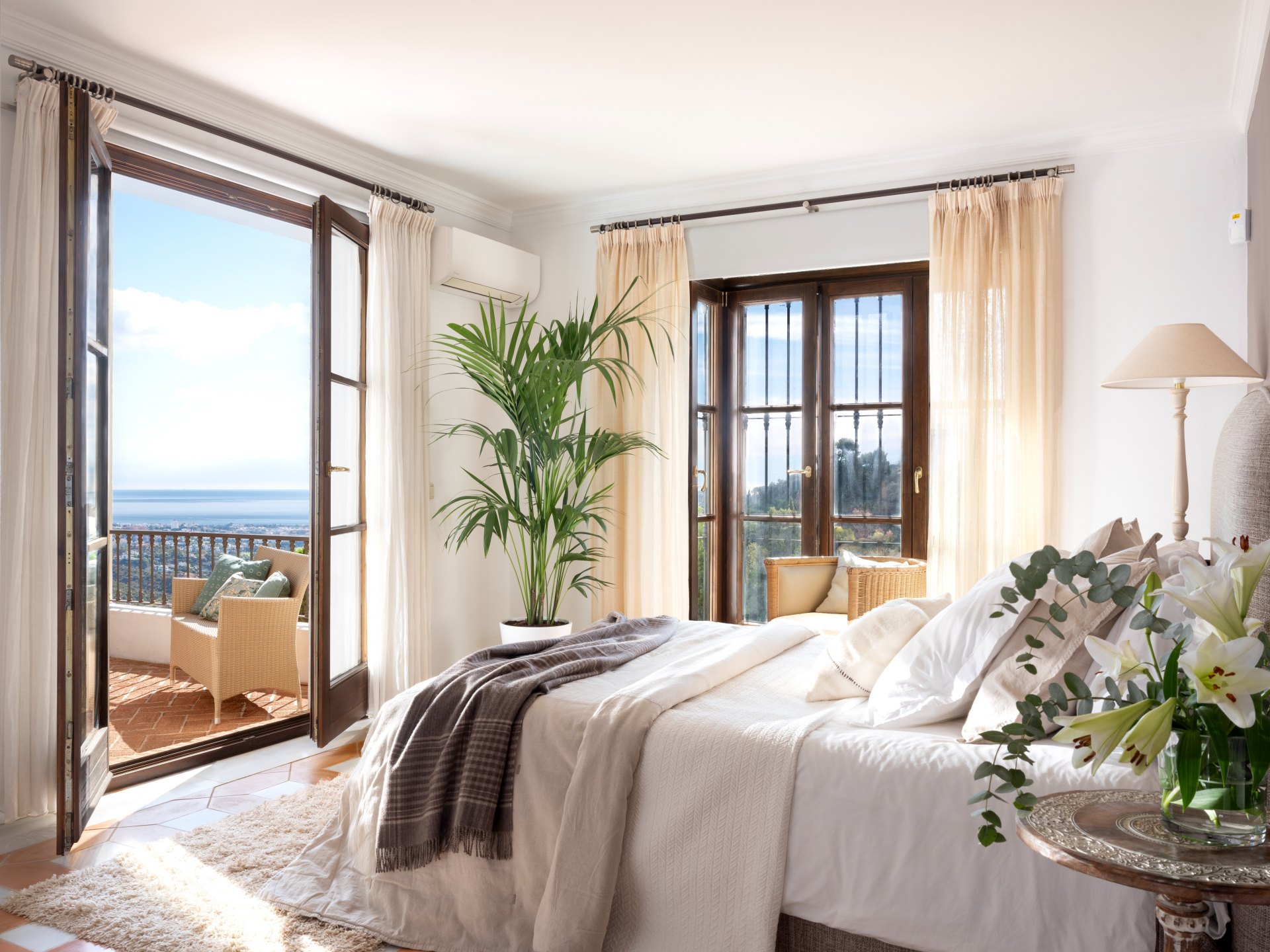 Wonderful luxury villa in the countryside with Andalusian flair