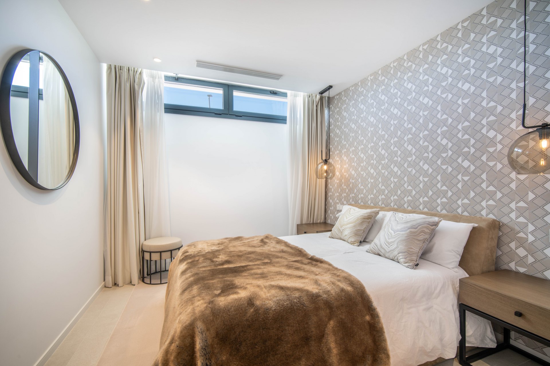 Very complete villa with stunning views in Nueva Andalucía