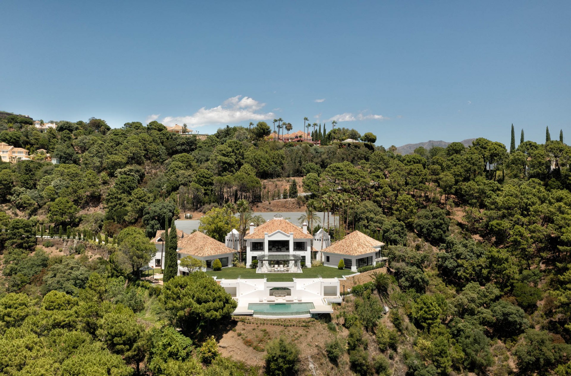 Renovated villa in the prestigious La Zagaleta development