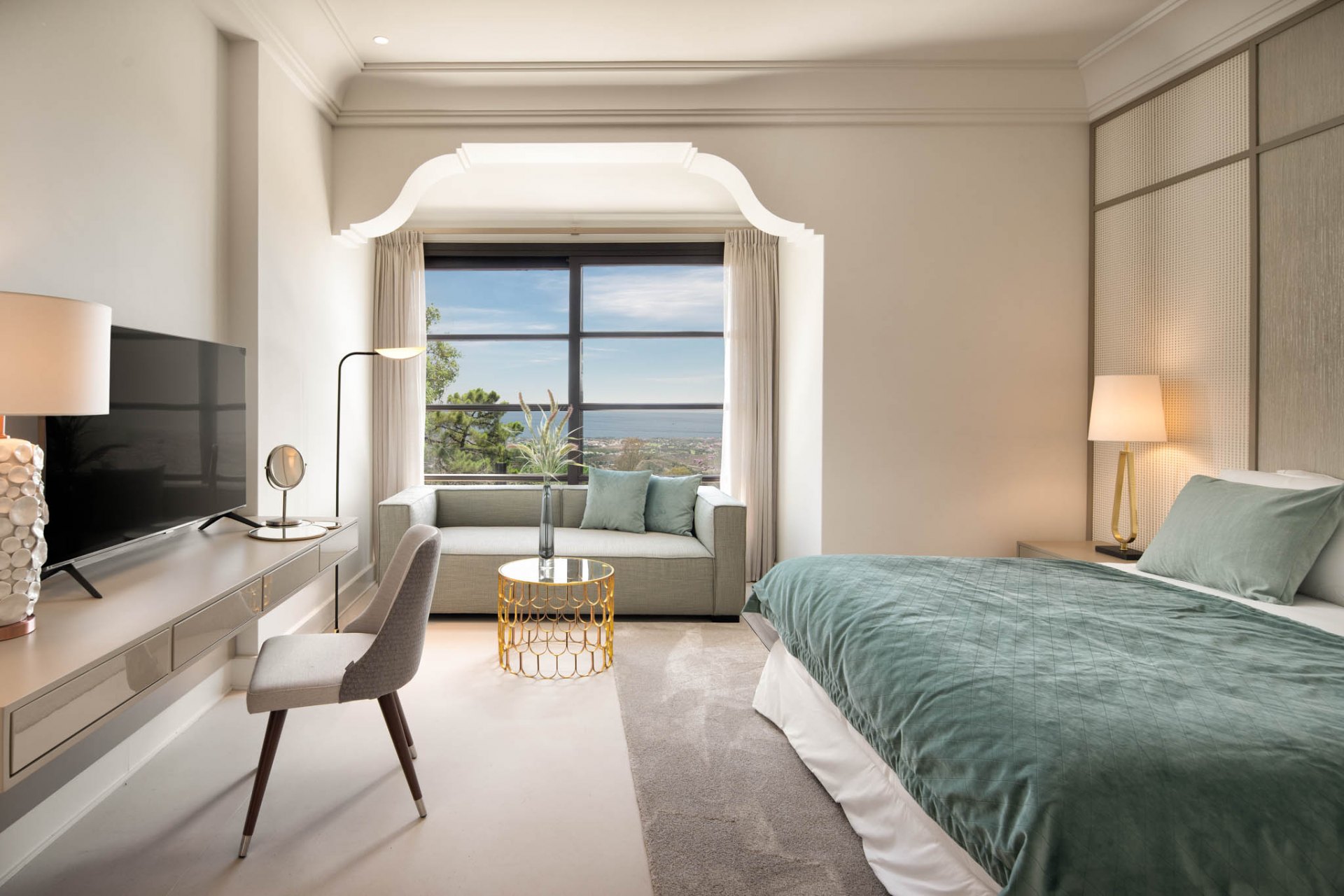 Renovated villa in the prestigious La Zagaleta development