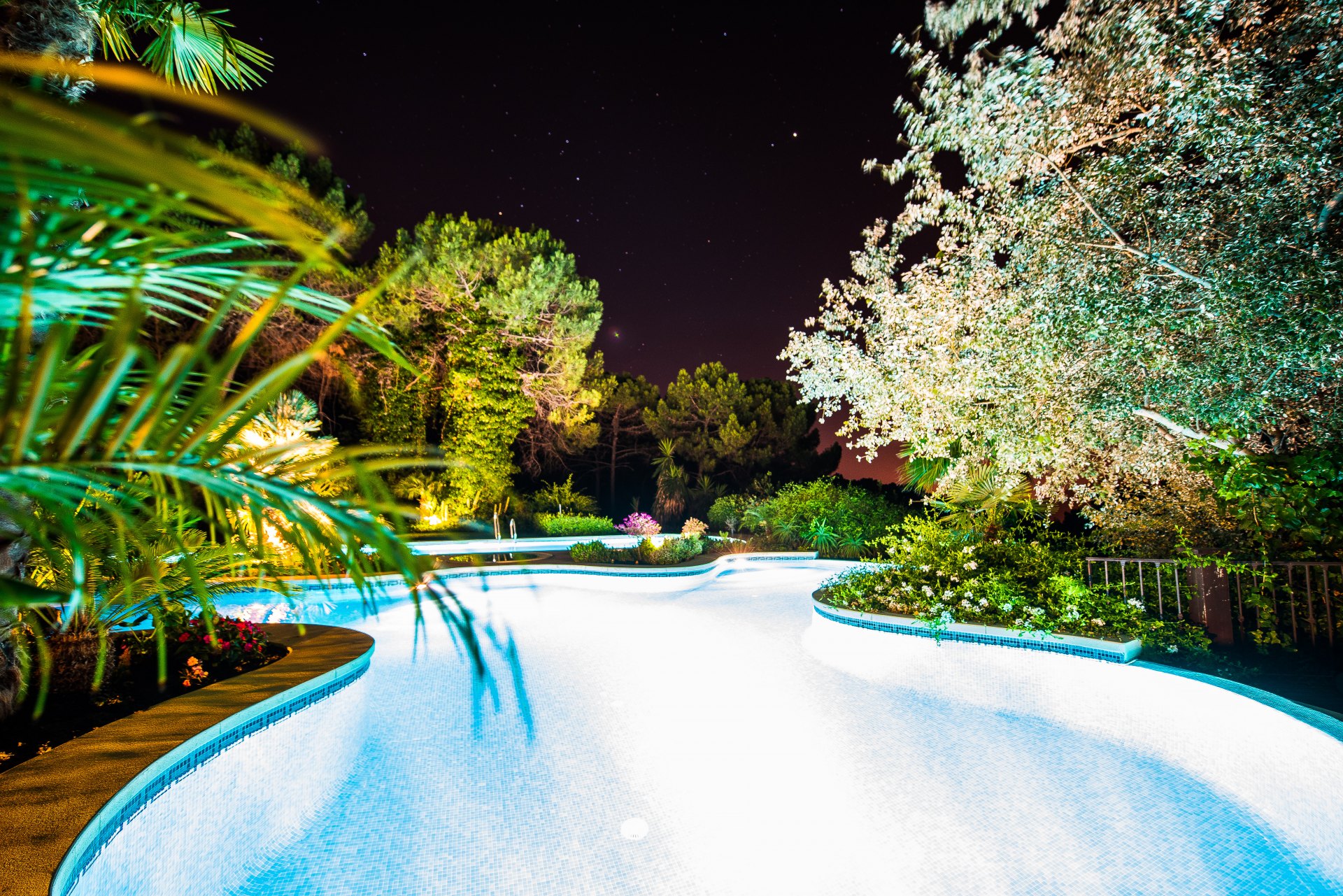 Belleza clásica y confort en una villa en las montañas de La Zagaleta