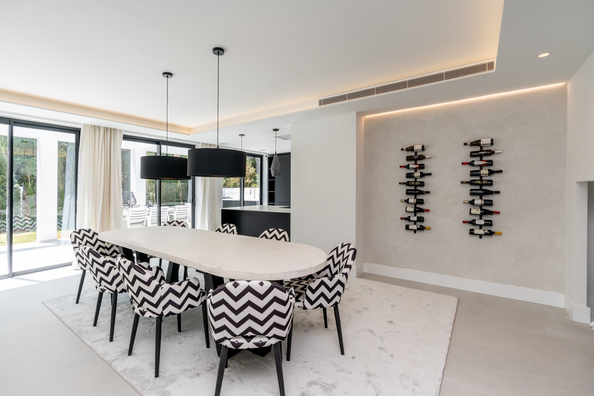 Unique villa in Las Brisas in the Golf Valley