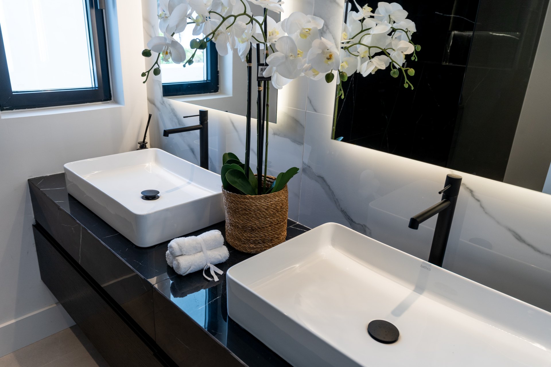 Unique villa in Las Brisas in the Golf Valley