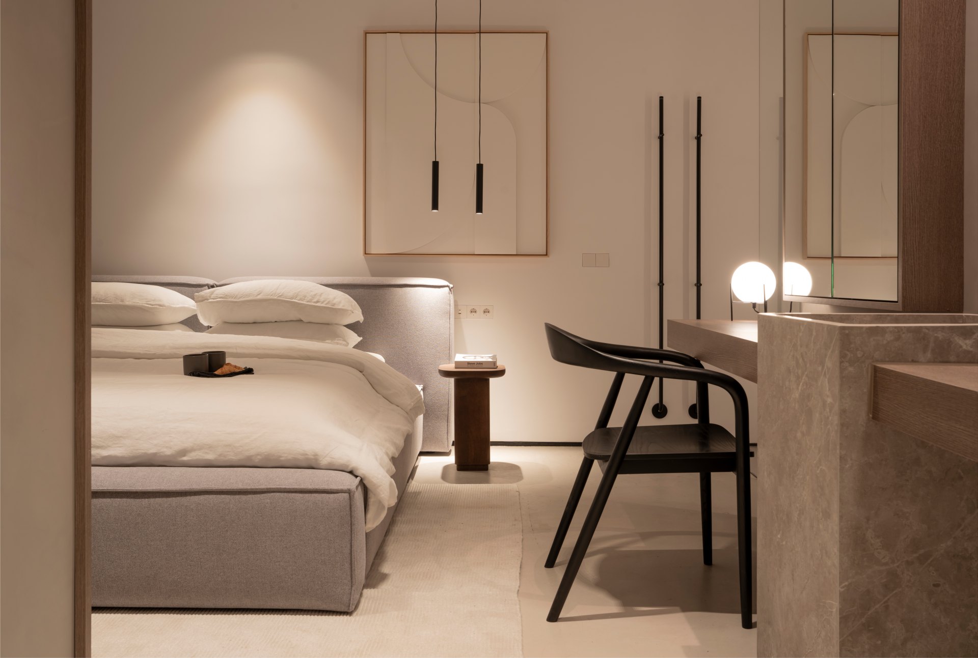 Bright beachfront duplex penthouse in a luxury residential complex in Estepona