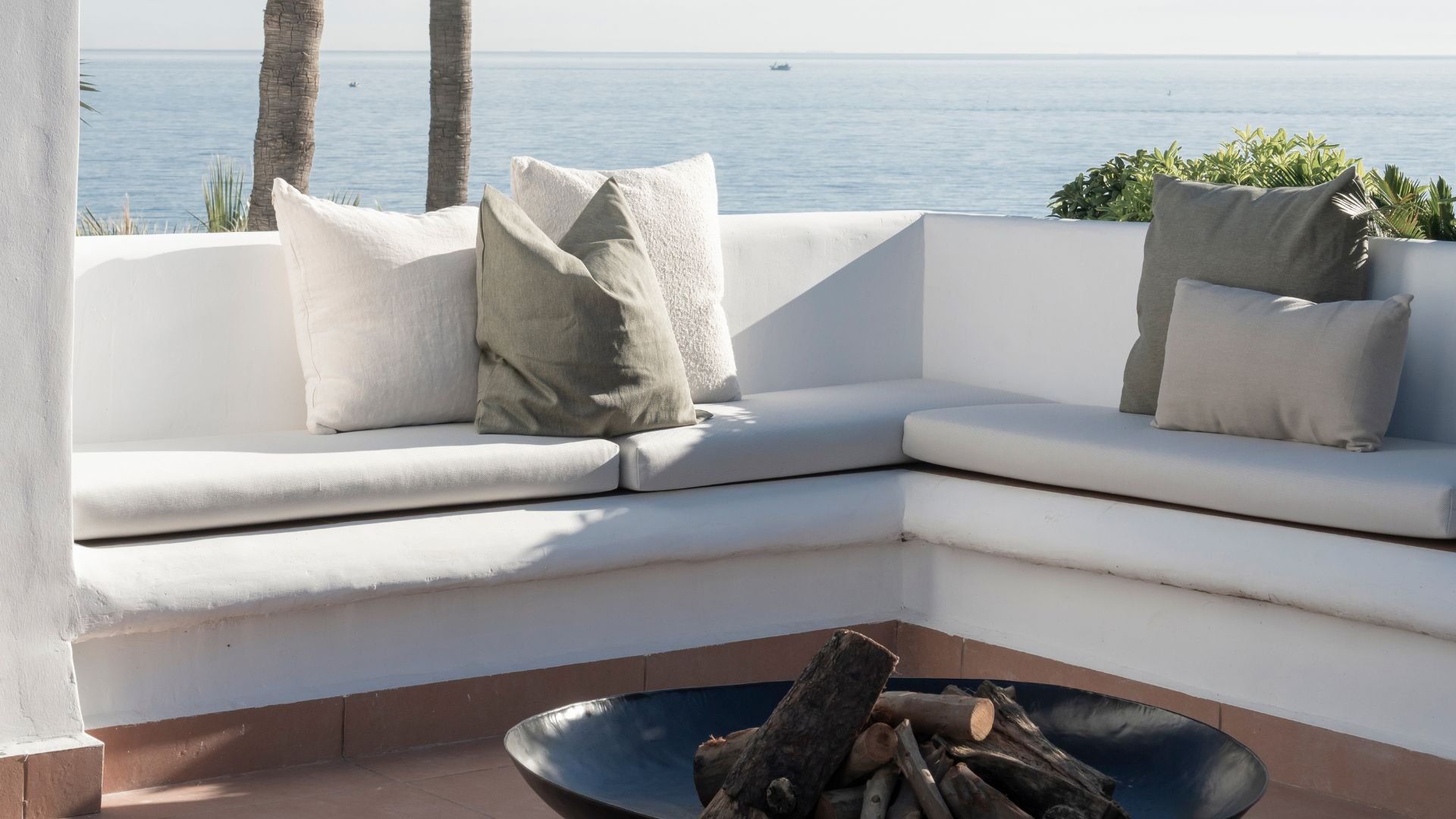 Alcazaba Beach, Estepona East