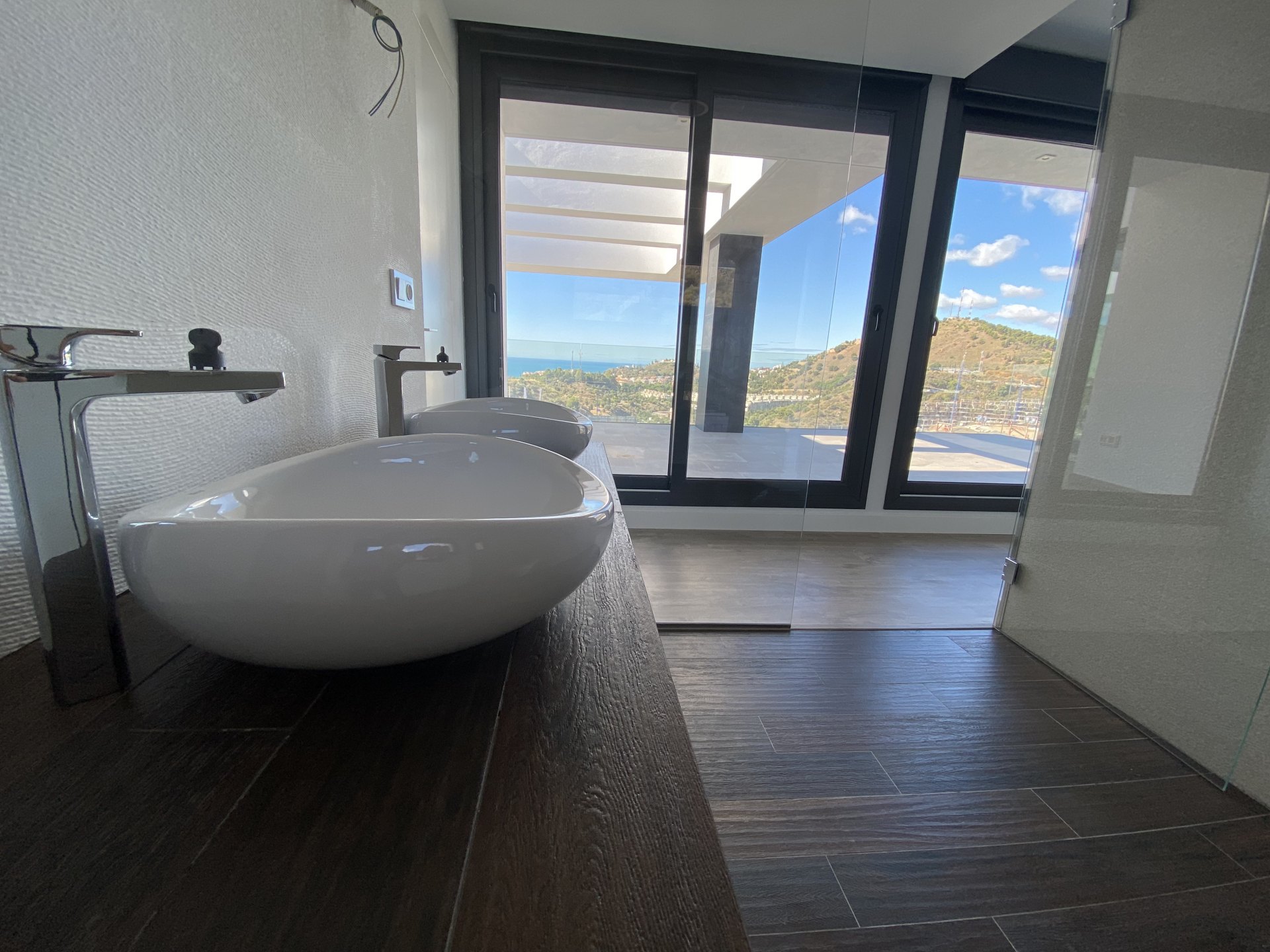 Elegant turnkey villa in Limonar, Málaga east