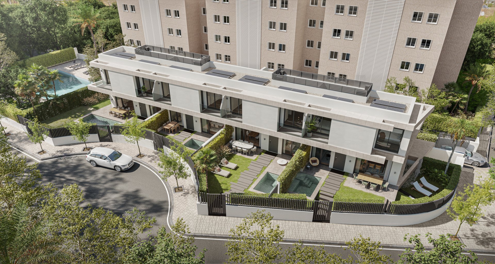 Bright semi-detached house with pool and garden