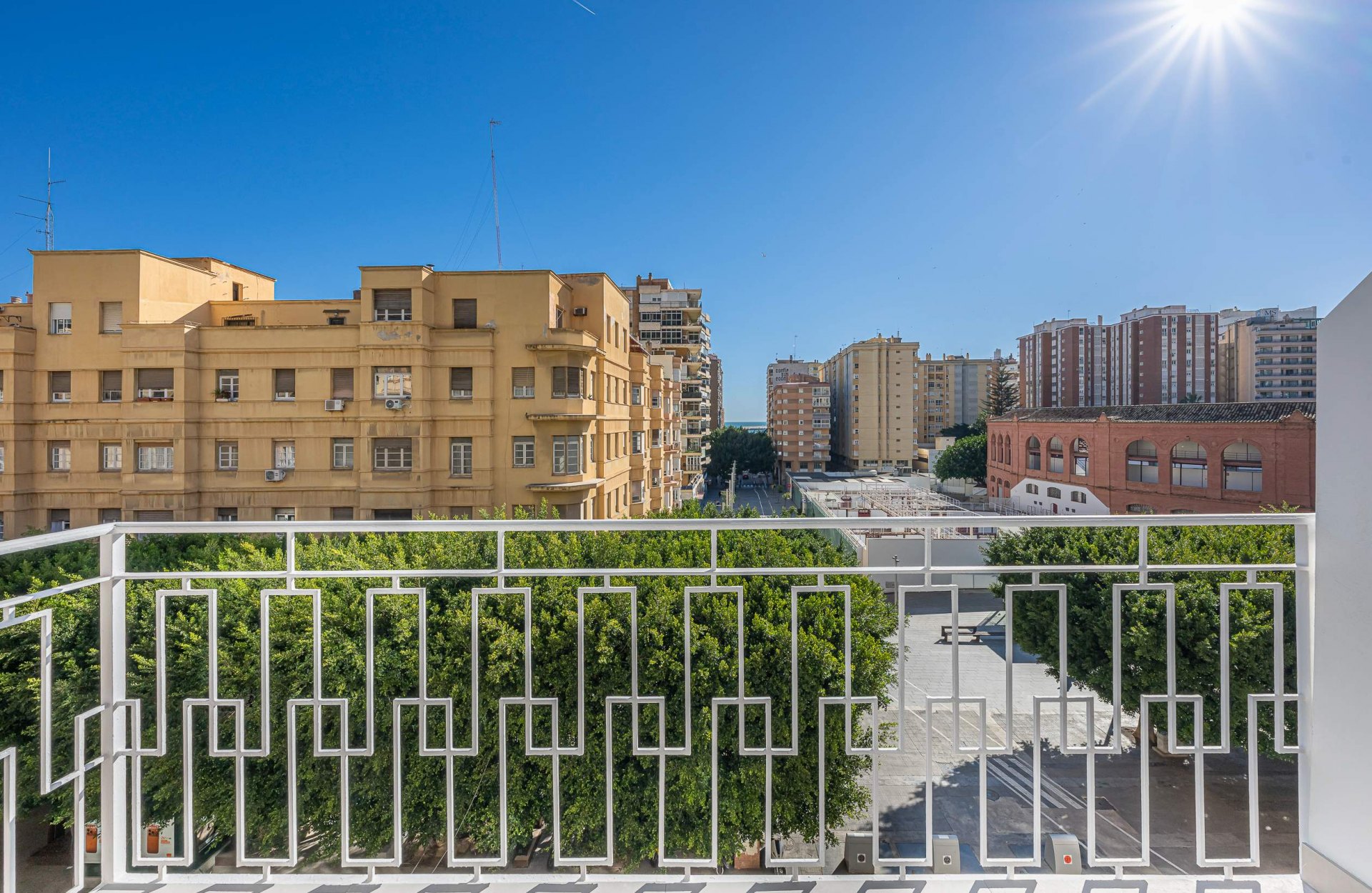 Sophisticated City Apartment in the Heart of Málaga walking distance to the sea, Málaga