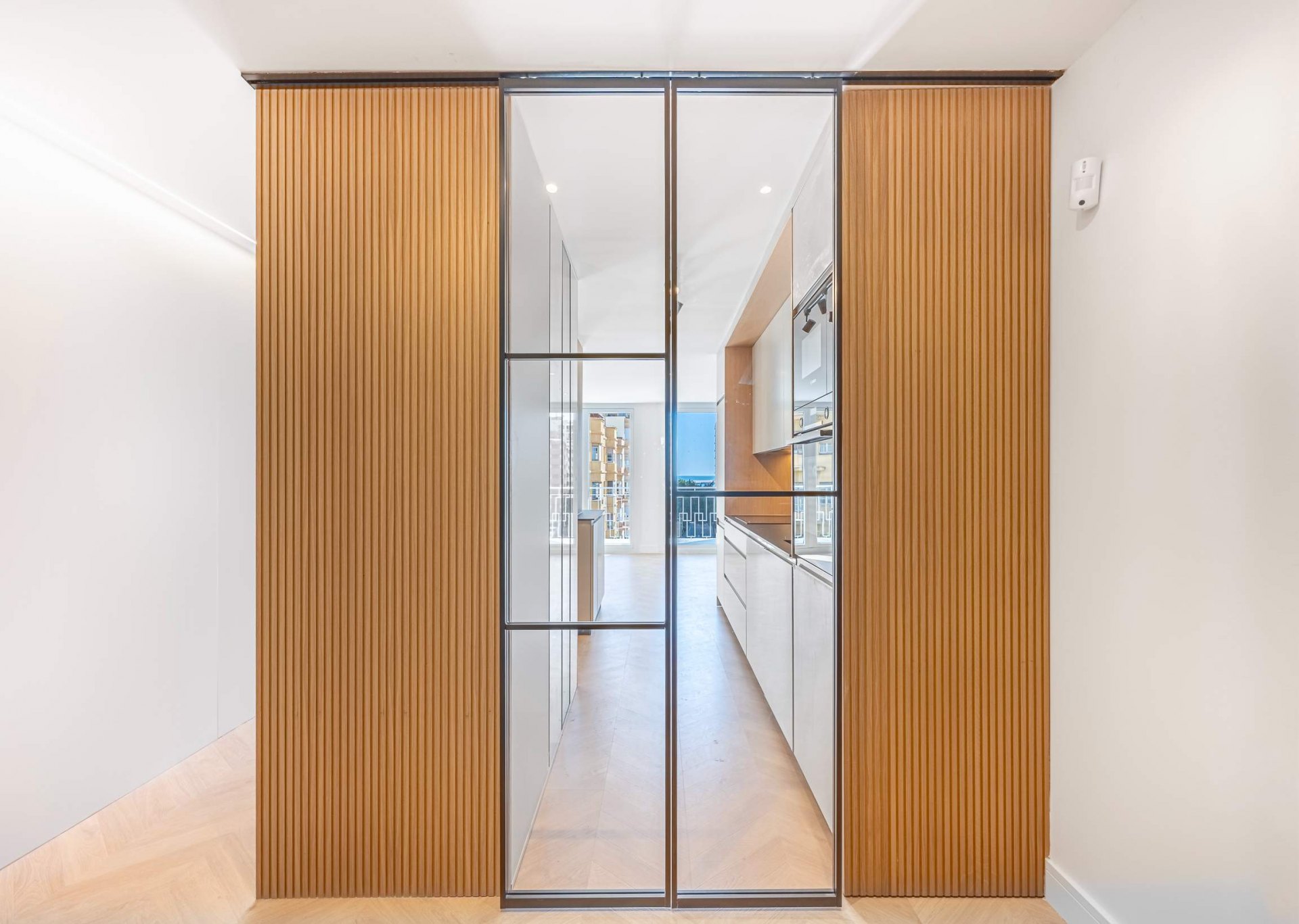 Sophisticated City Apartment in the Heart of Málaga walking distance to the sea, Málaga