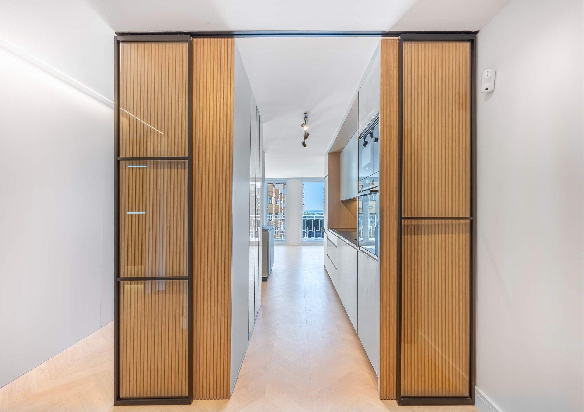 Sophisticated City Apartment in the Heart of Málaga walking distance to the sea, Málaga