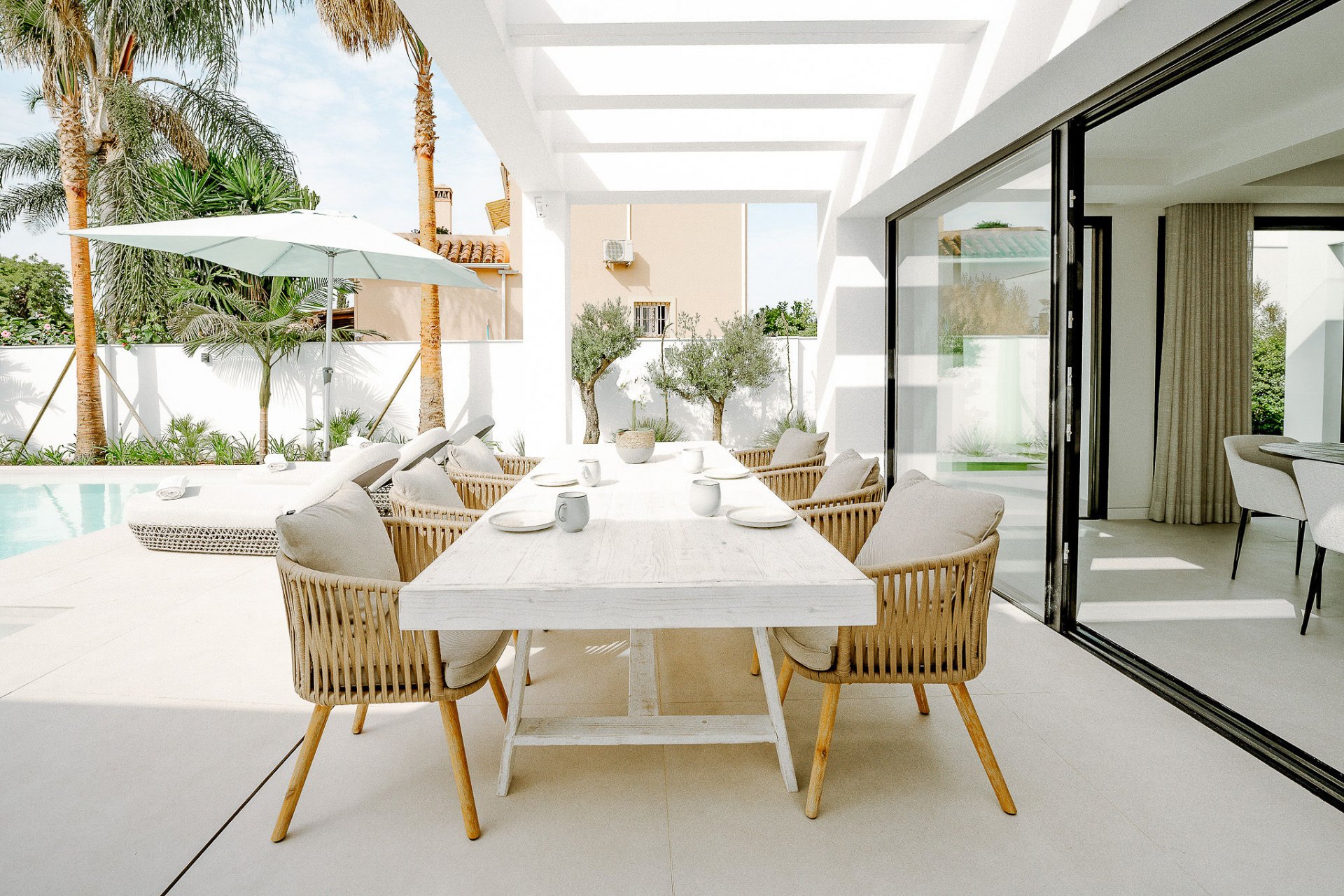 Las Chapas, Marbella East