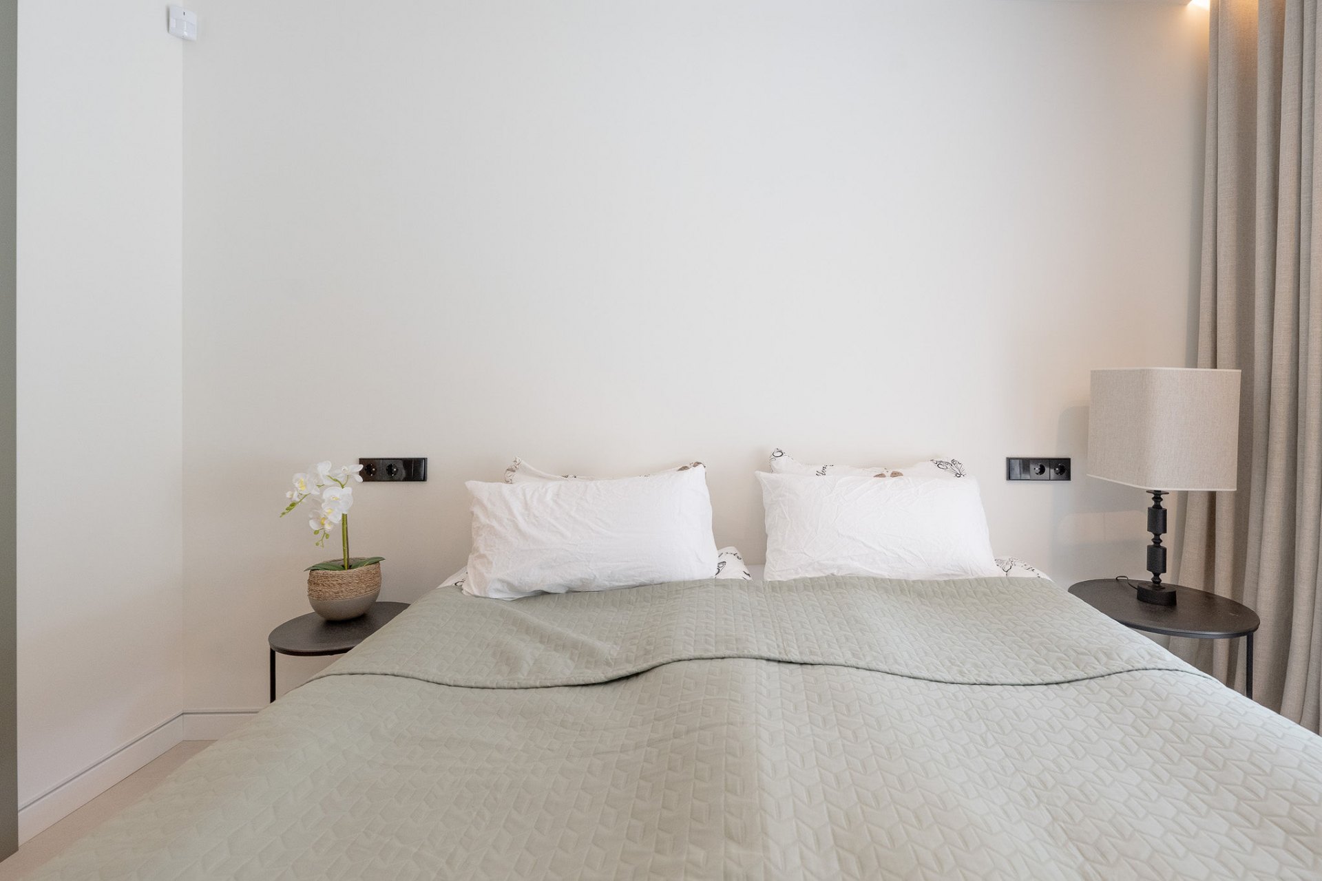 Charming villa with pool close to the beach in Las Chapas, Marbella