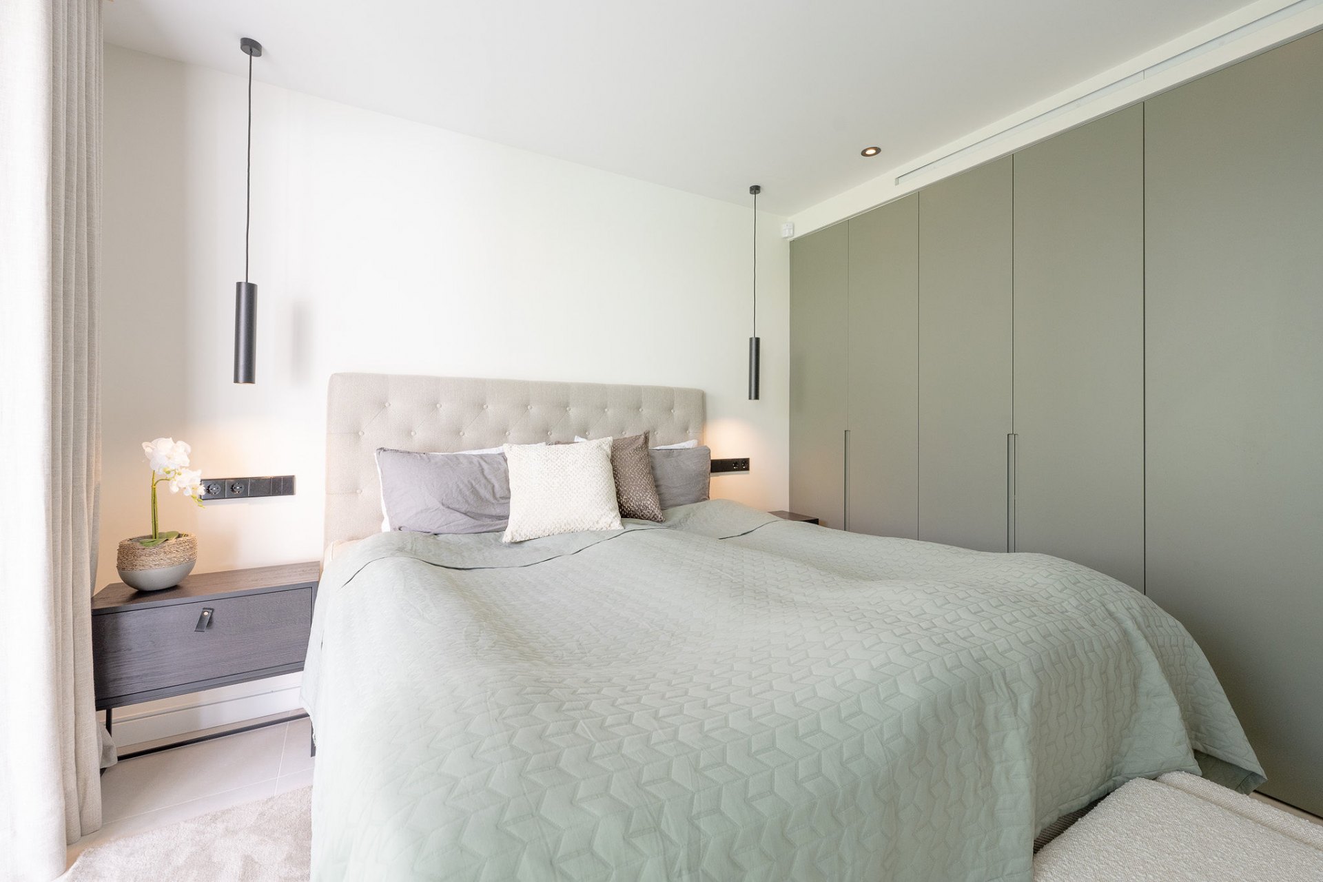 Charming villa with pool close to the beach in Las Chapas, Marbella