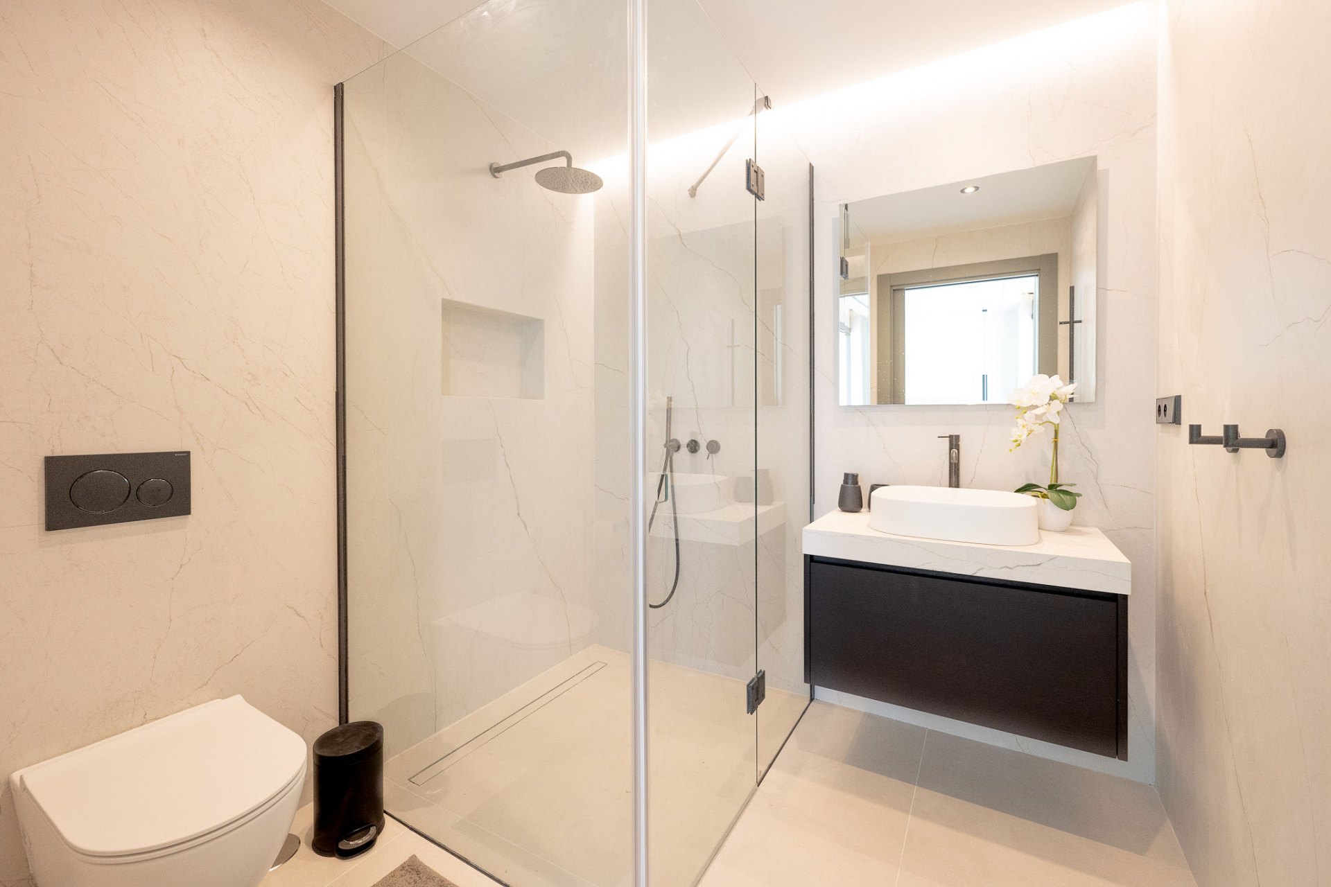 Charming villa with pool close to the beach in Las Chapas, Marbella