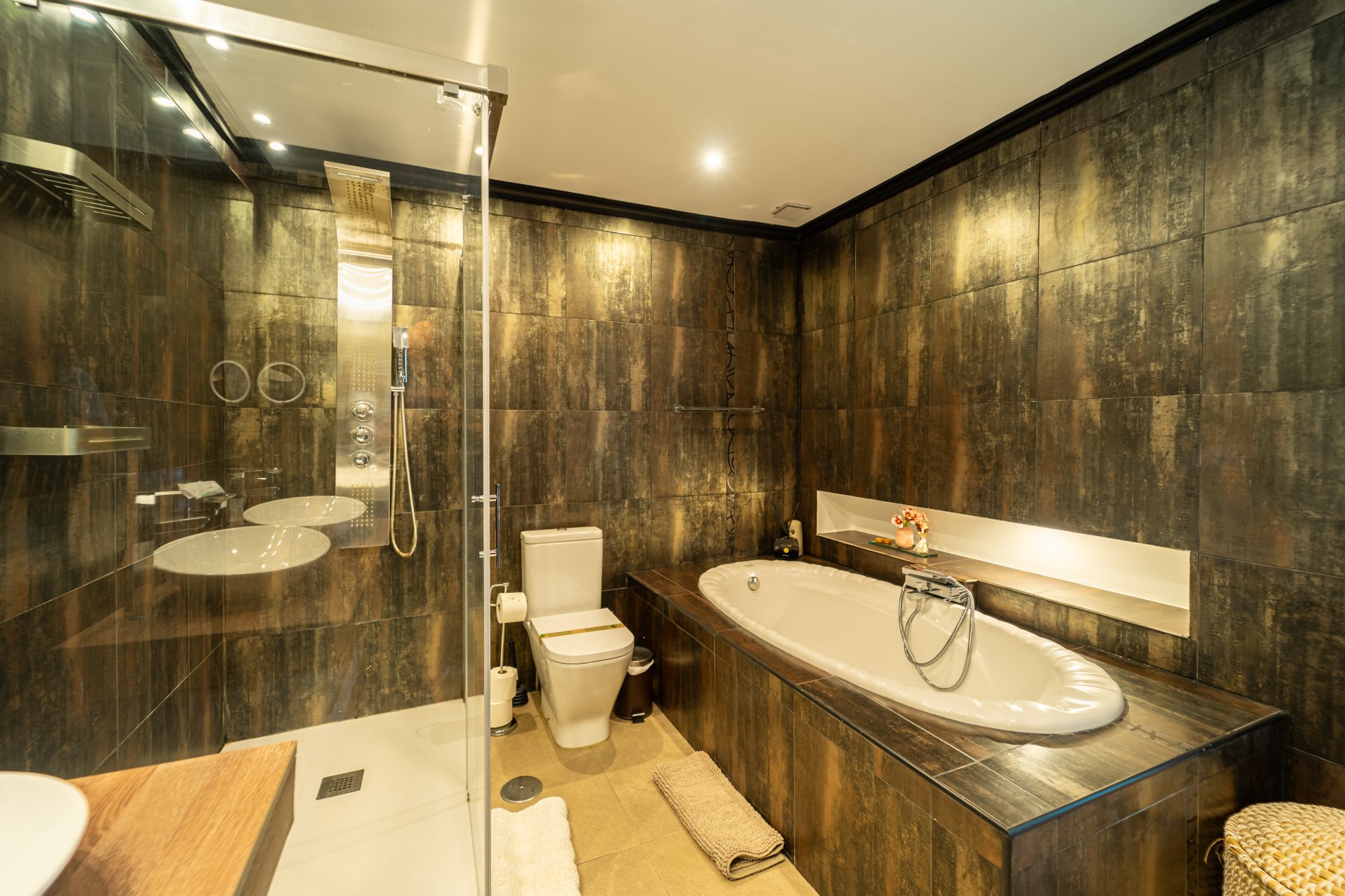 Fantastic villa for rent, available only in summer, at Los Naranjos Golf Club, Puerto Banús