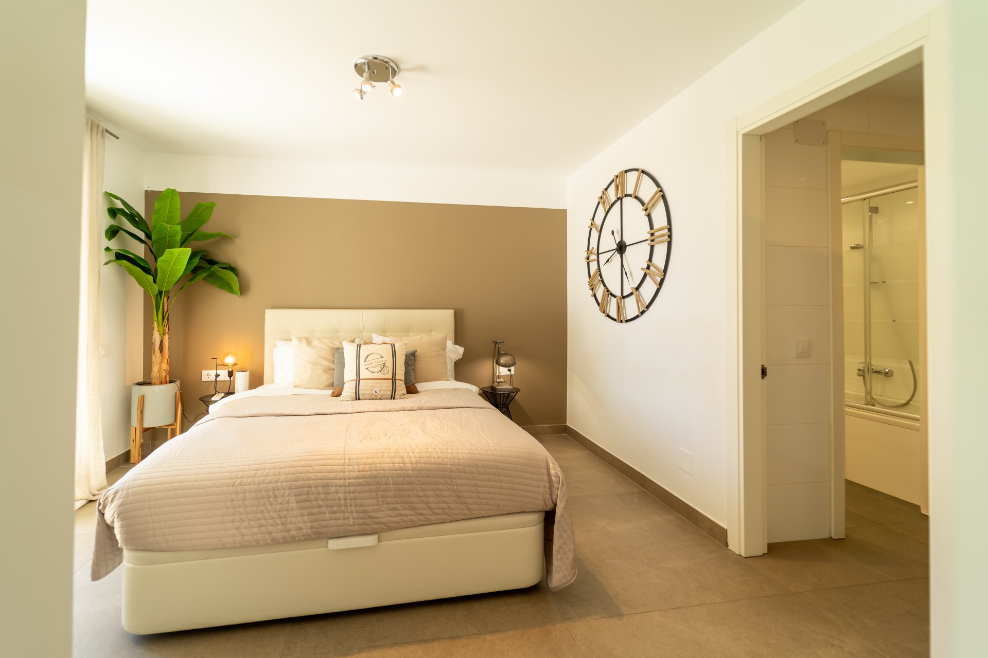 Fantastic villa for rent, available only in summer, at Los Naranjos Golf Club, Puerto Banús