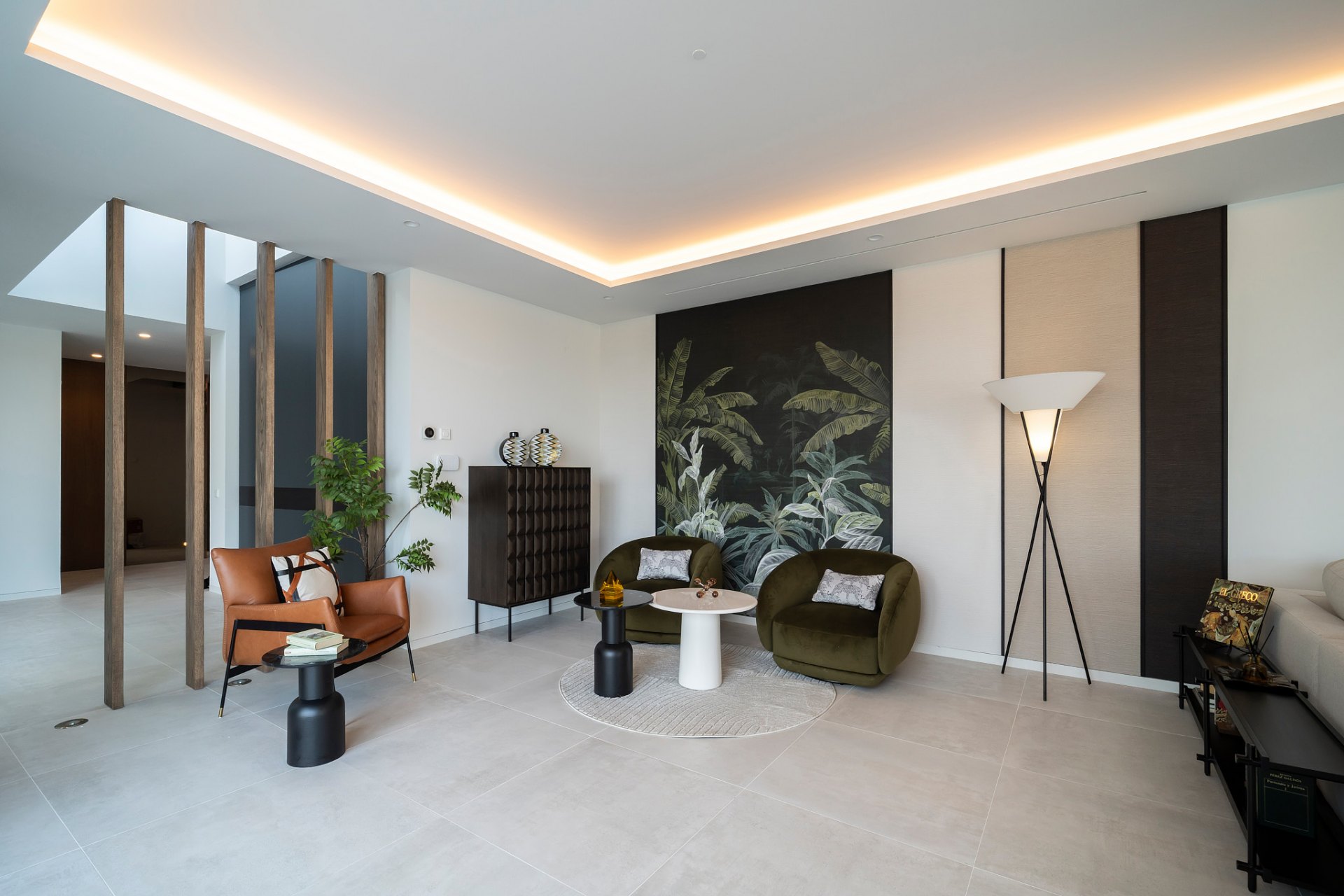 Villa de lujo excepcional de nueva construcción con vistas panorámicas en El Paraíso, Estepona Este