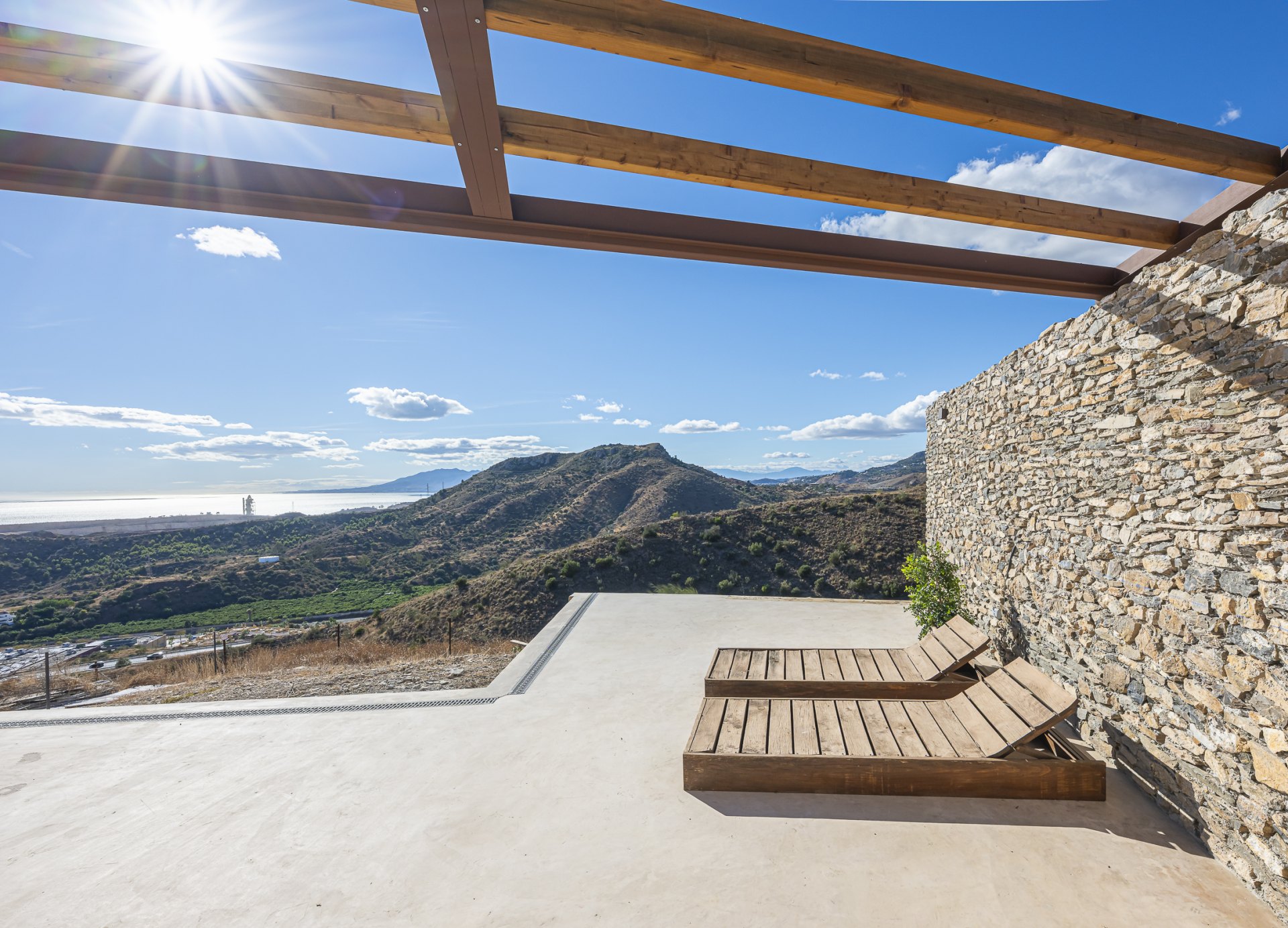 Mediterranean Country Villa with Spectacular Views near East Málaga