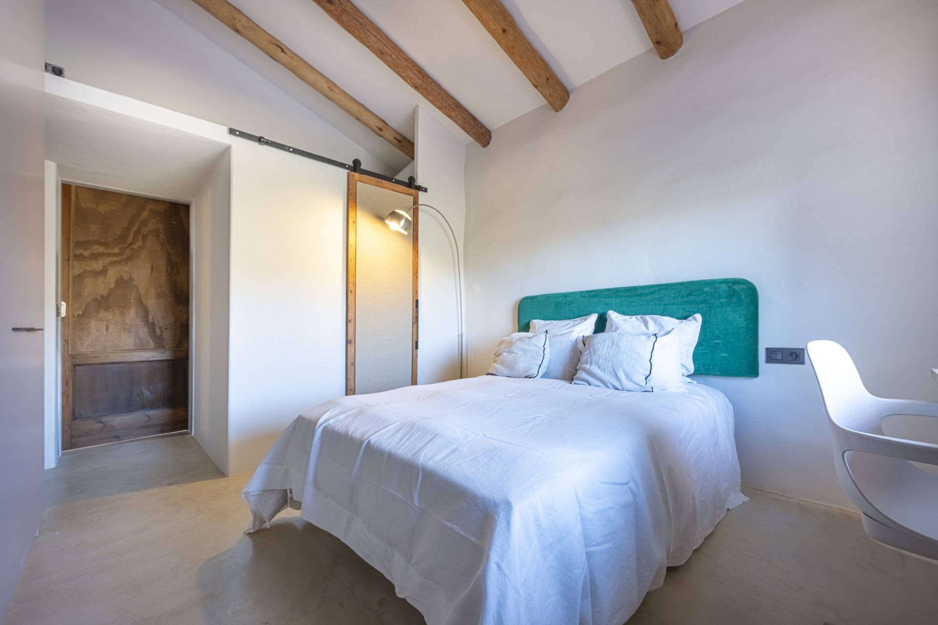 Mediterranean Country Villa with Spectacular Views near East Málaga