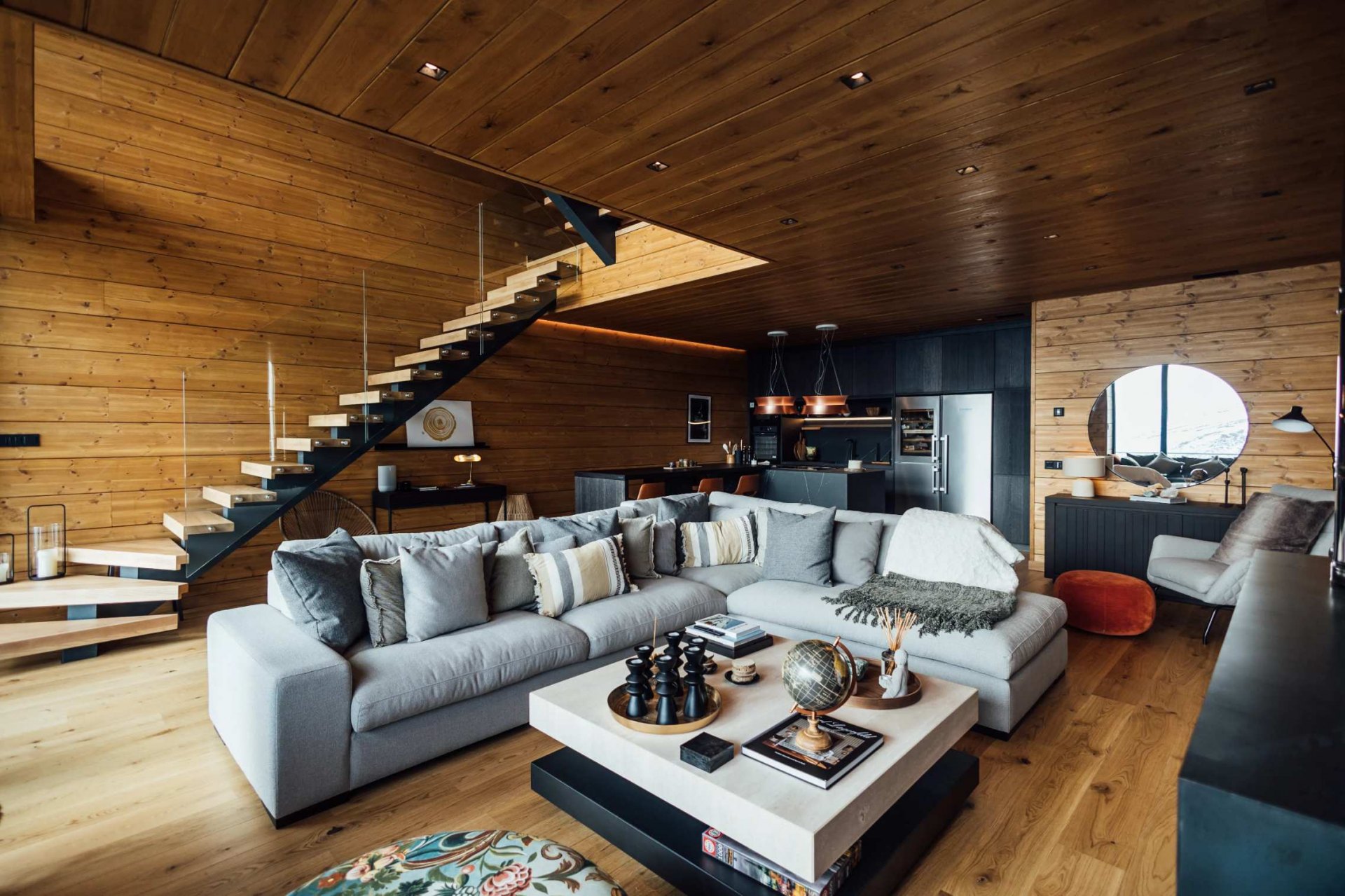 Impeccable villa with breathtaking views, located just 400 meters from the ski lifts of the Sierra Nevada ski resort, Granada