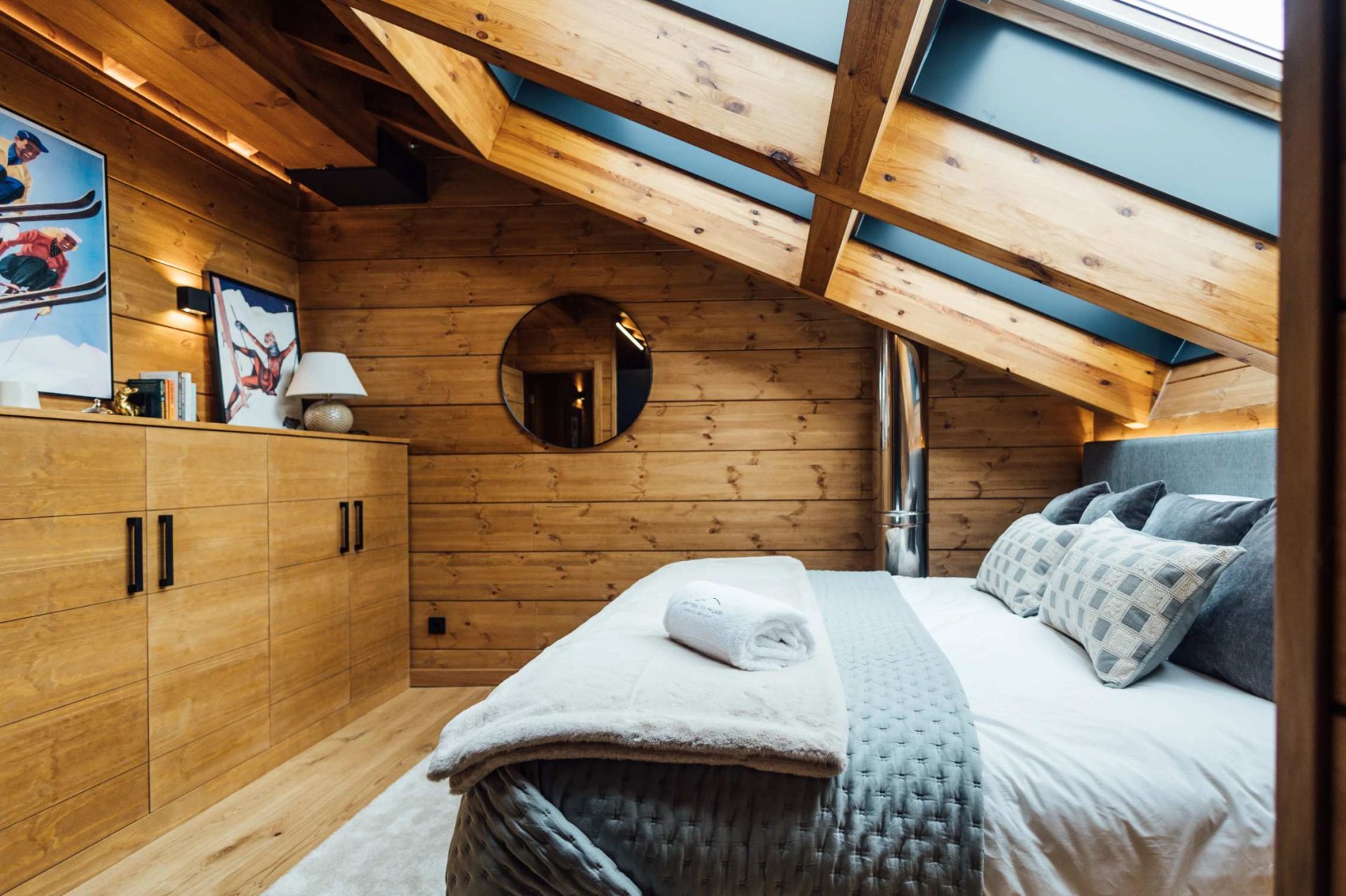 Impeccable villa with breathtaking views, located just 400 meters from the ski lifts of the Sierra Nevada ski resort, Granada