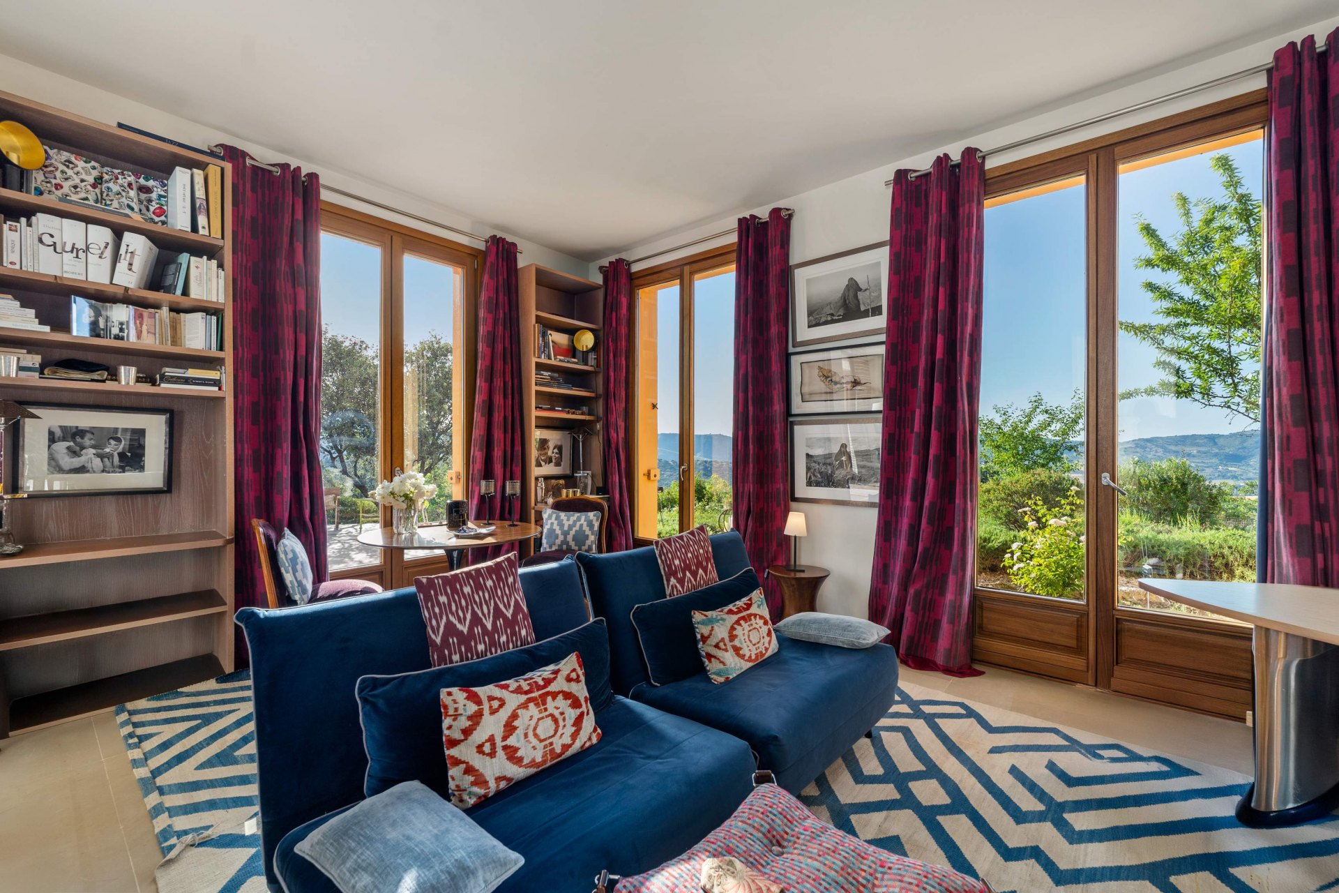 Villa La Mandaluz, un hogar único e inspirador, donde el arte y la arquitectura dialogan, rodeada de un paisaje protegido en Ronda, Málaga