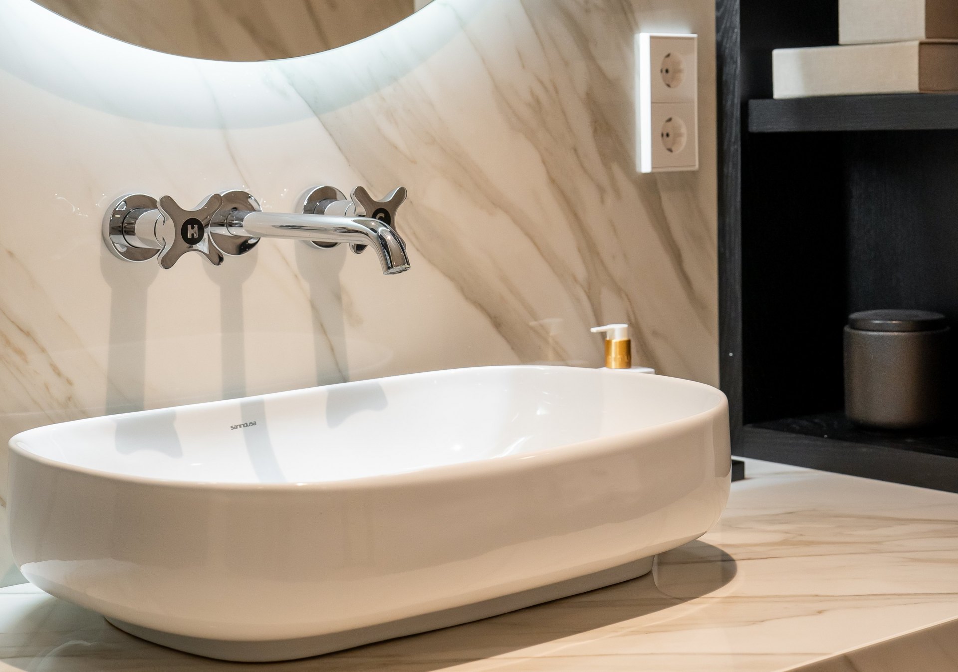 Beautifully renovated three bedroom garden apartment in Puente Romano, Marbella