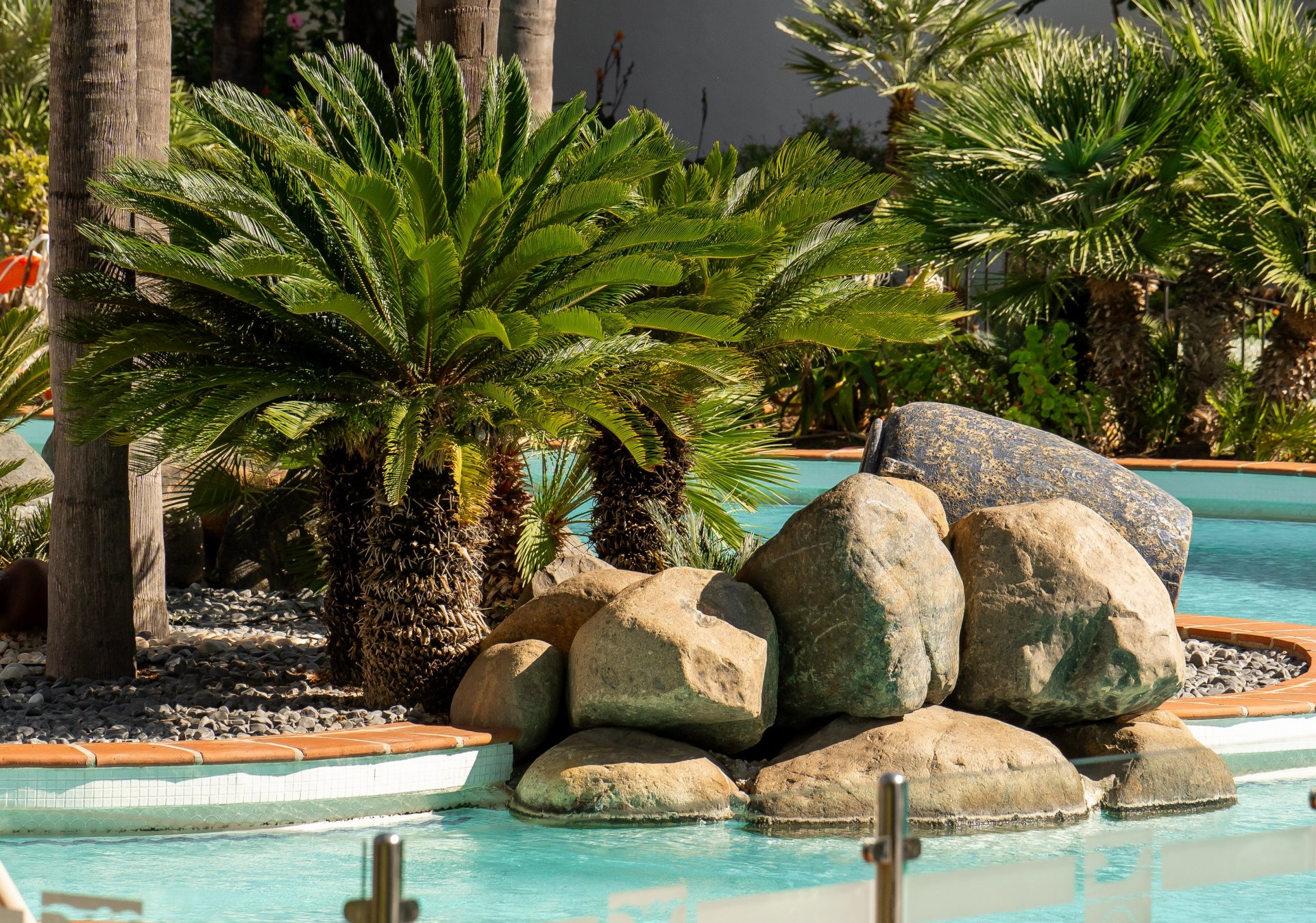 Beautifully renovated three bedroom garden apartment in Puente Romano, Marbella