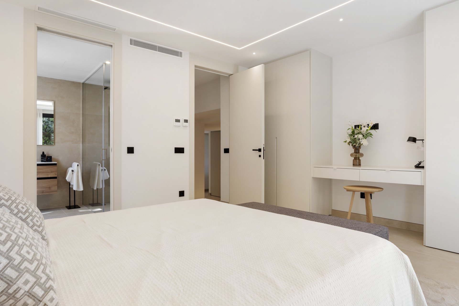 Magnificent villa in the heart of Guadalmina Alta, Marbella