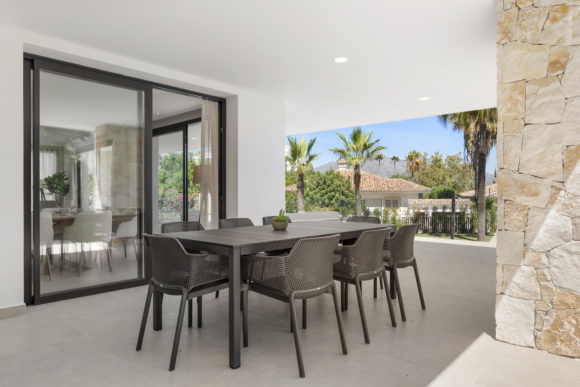 Magnificent villa in the heart of Guadalmina Alta, Marbella